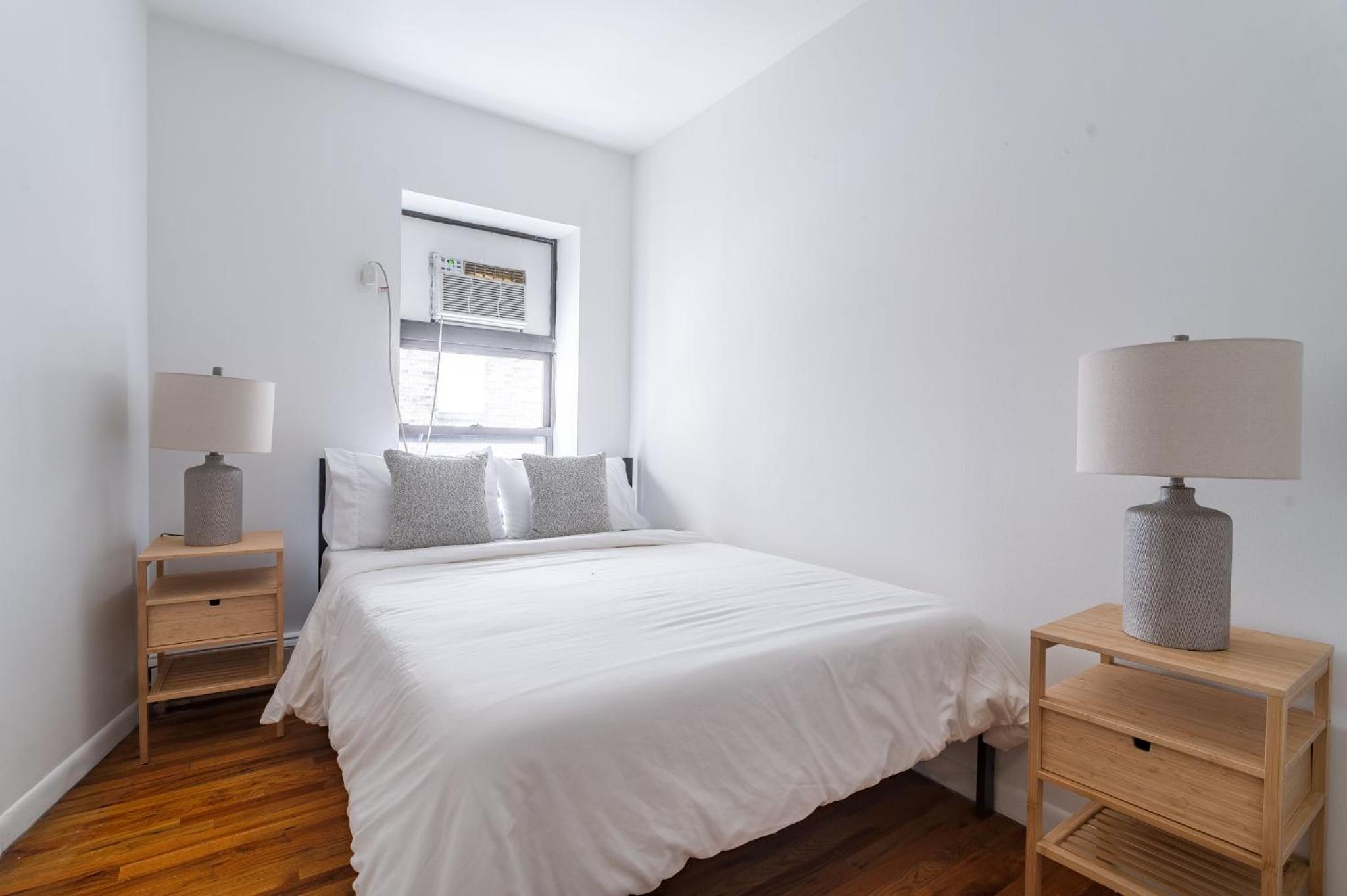 Three-Bedroom Apartment photo 3