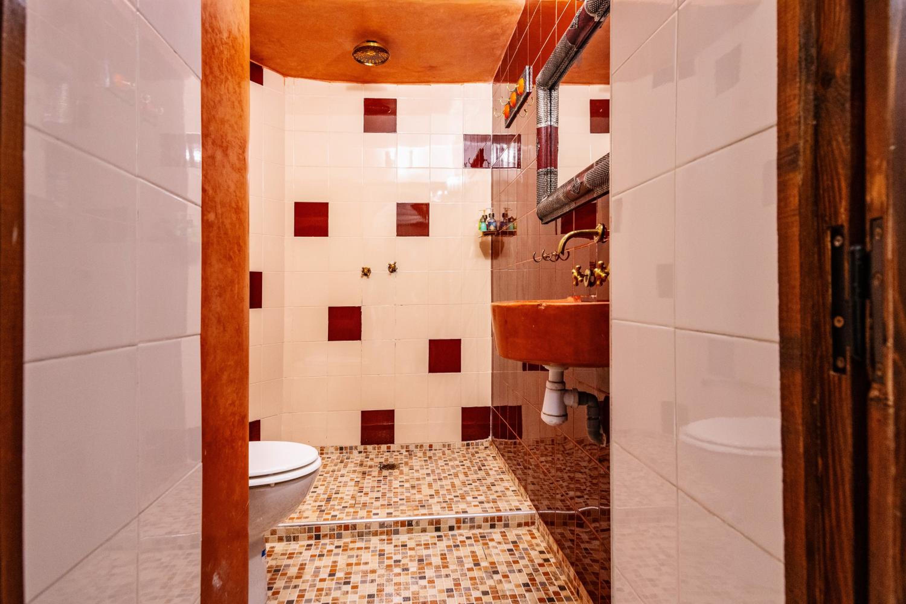 Standard Triple Room - Photo 7