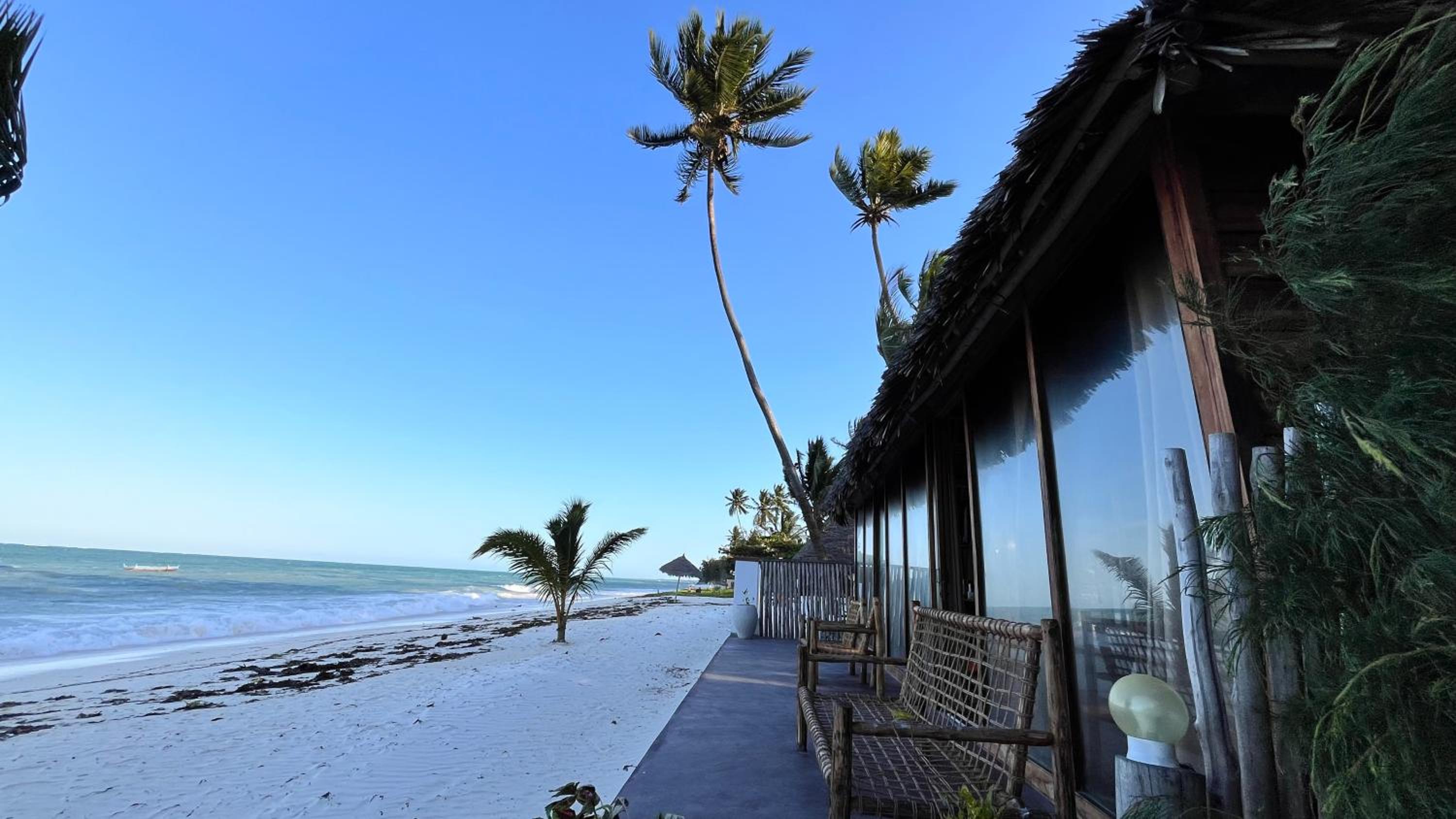 Delux Beach Front Villa photo 3