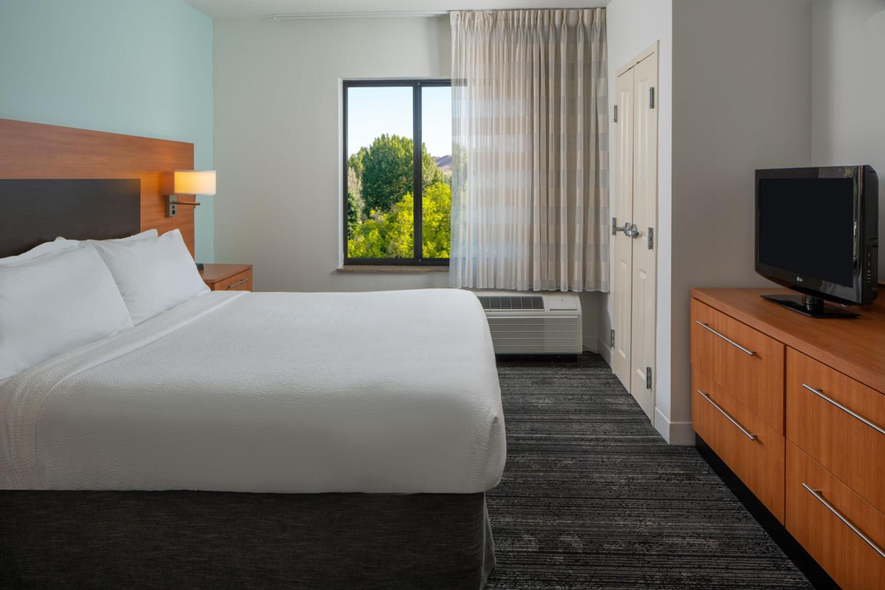 One-Bedroom King Suite with Sofa Bed