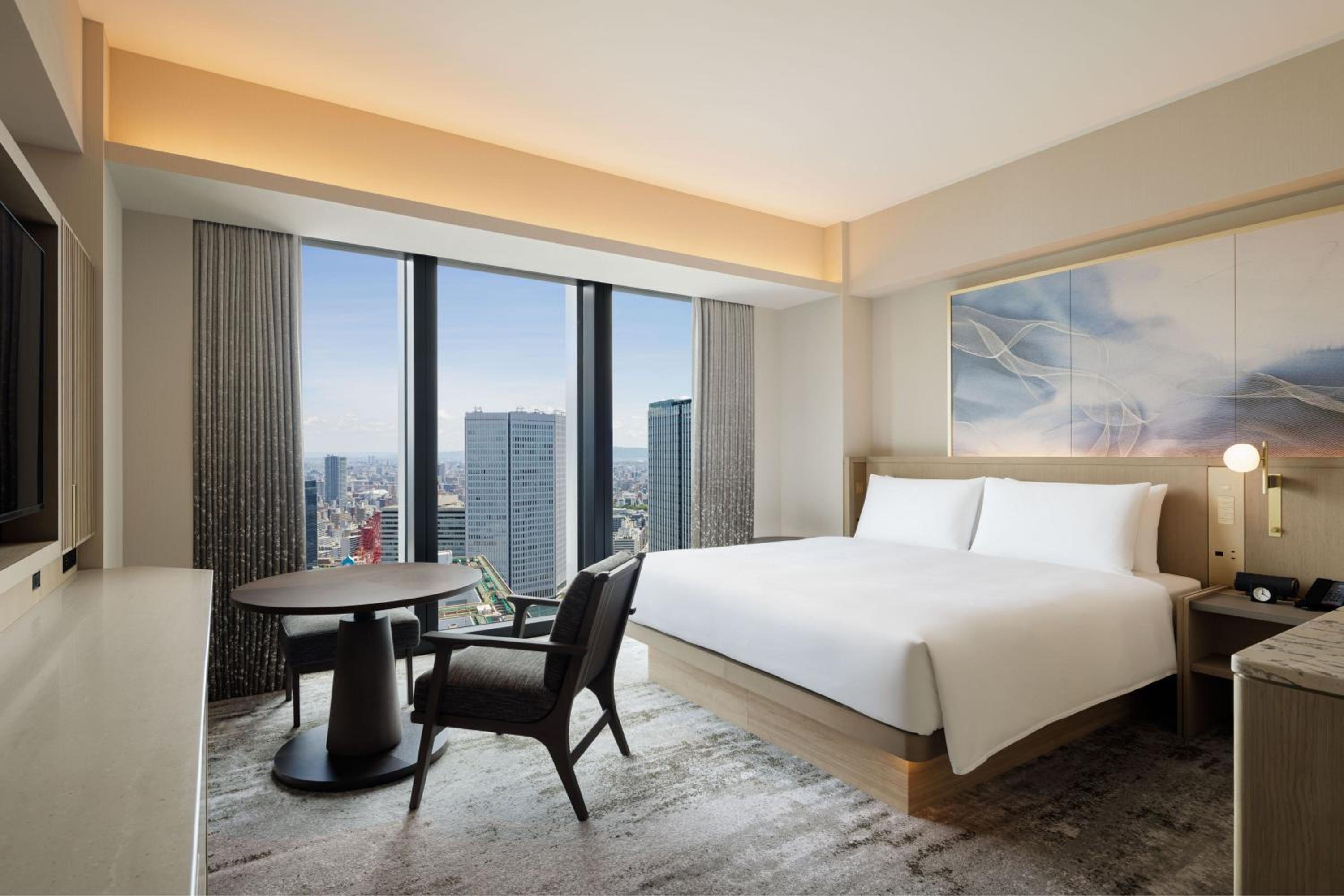 Scenic Allure King Room with City View
