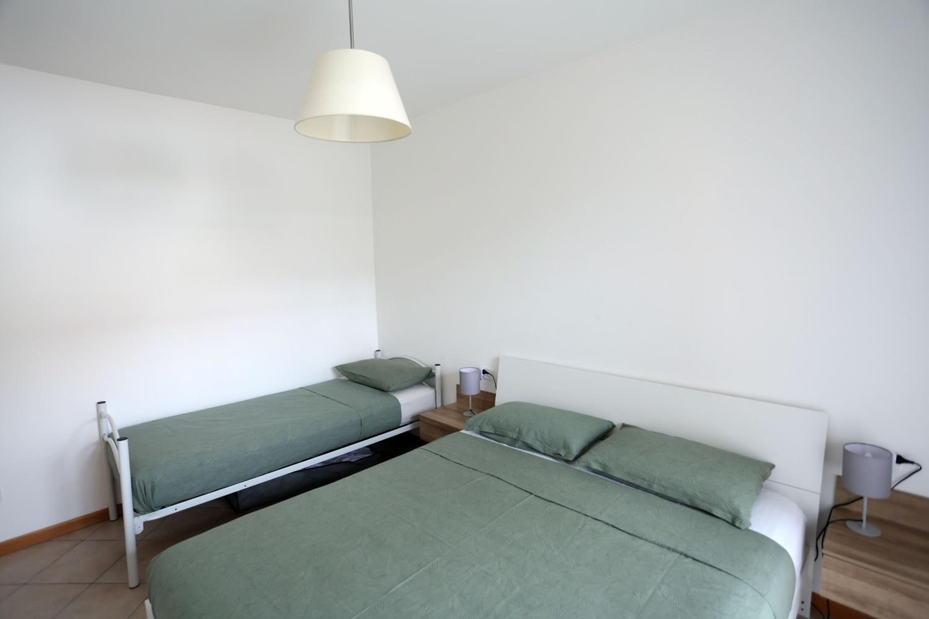 One-Bedroom House photo 1