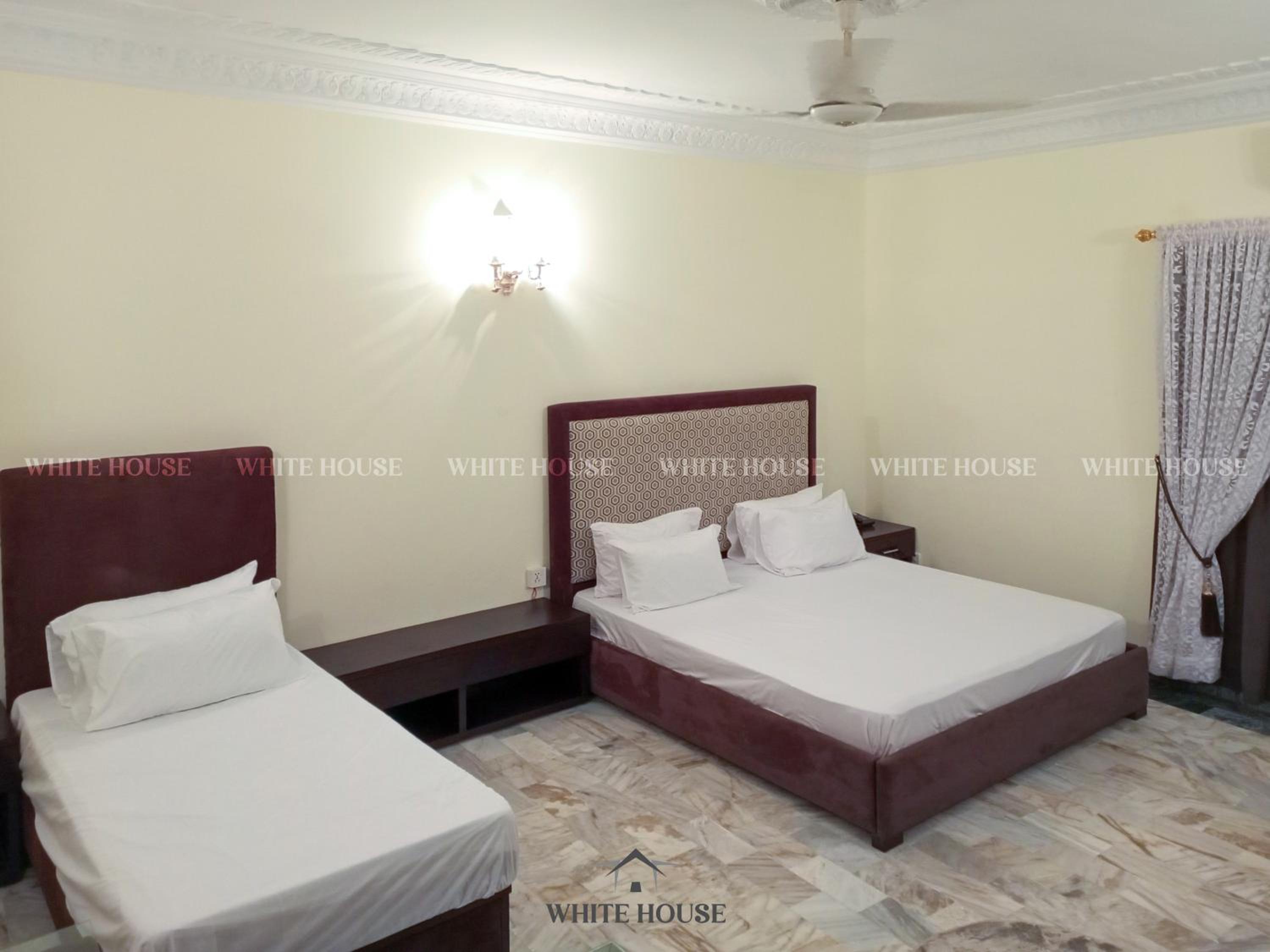 Deluxe Triple Room - Photo 3