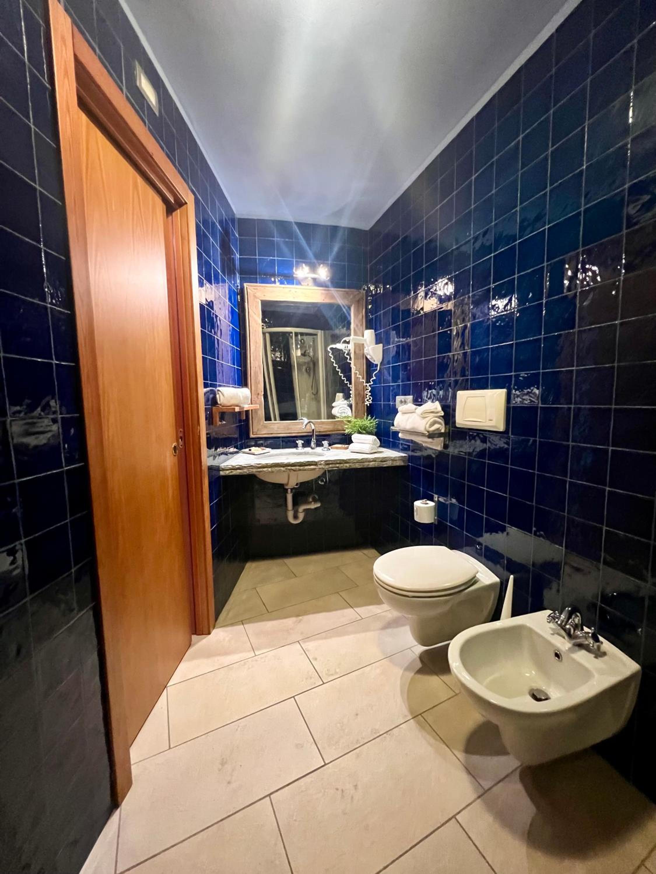 Deluxe Double Room with Extra Bed