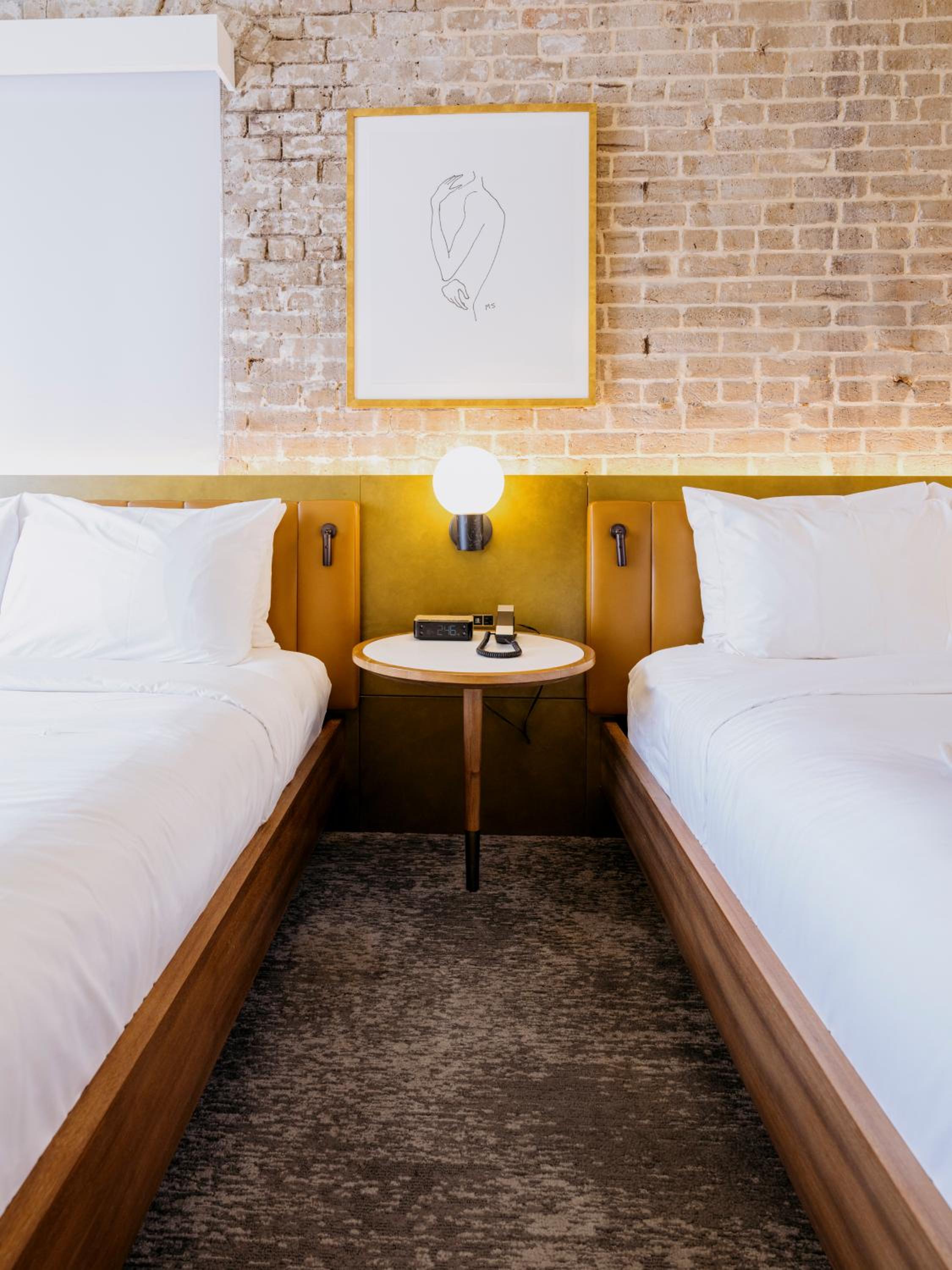 Double Room - Photo 9
