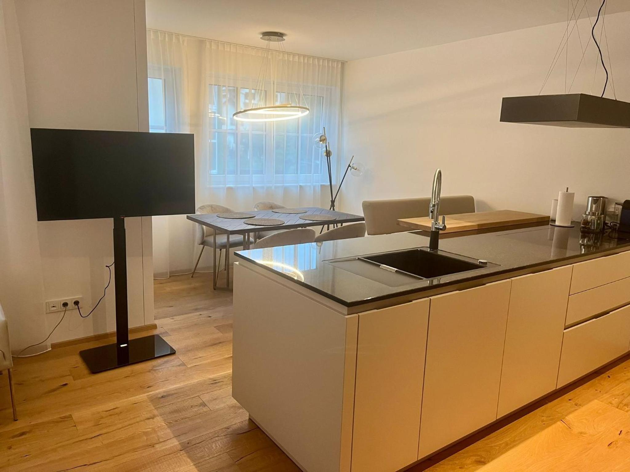 Two-Bedroom Apartment with Balcony photo 2