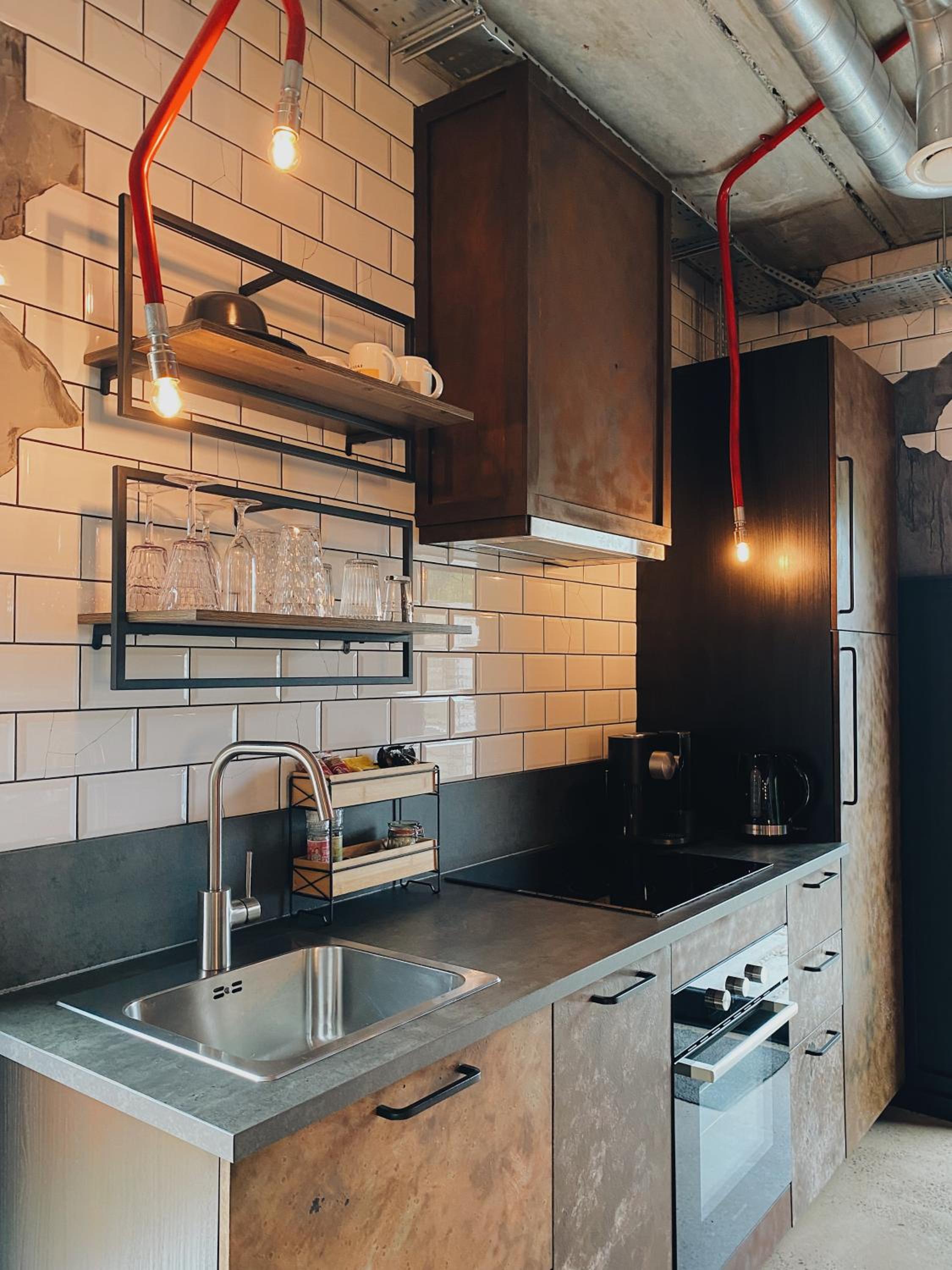 One-Bedroom Apartment - Photo 9