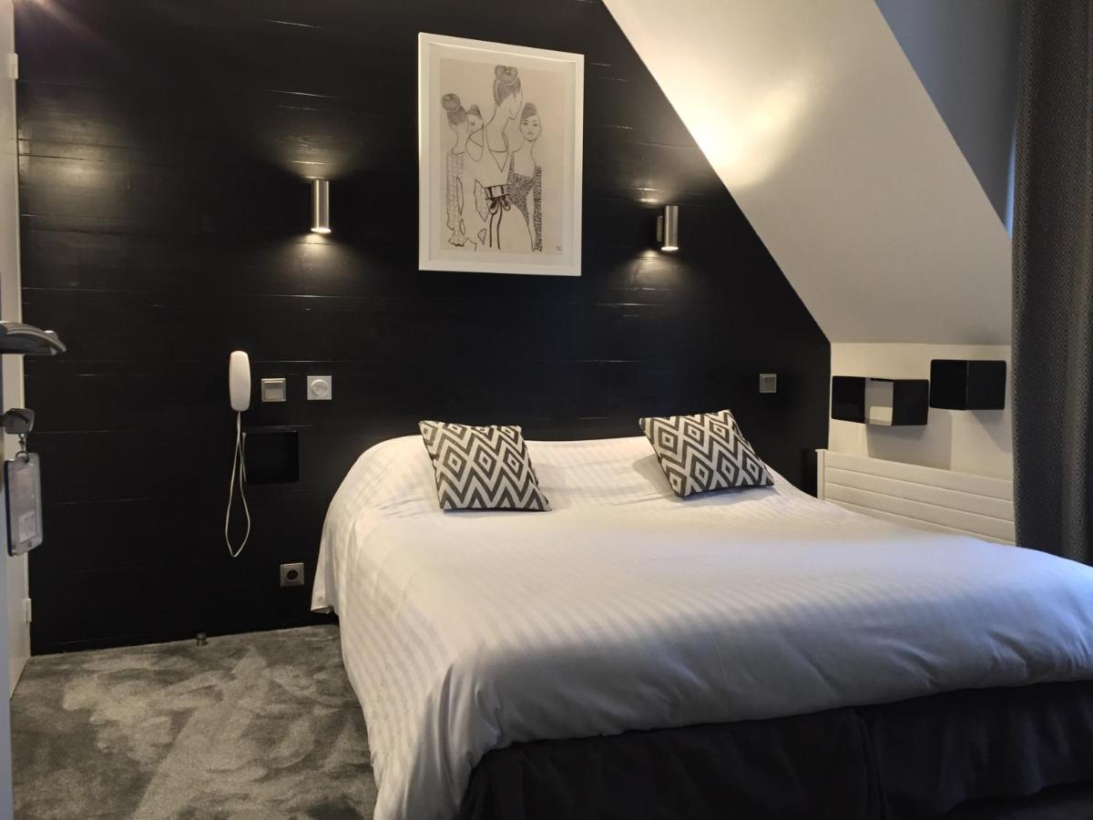 Deluxe Family Suite photo 2