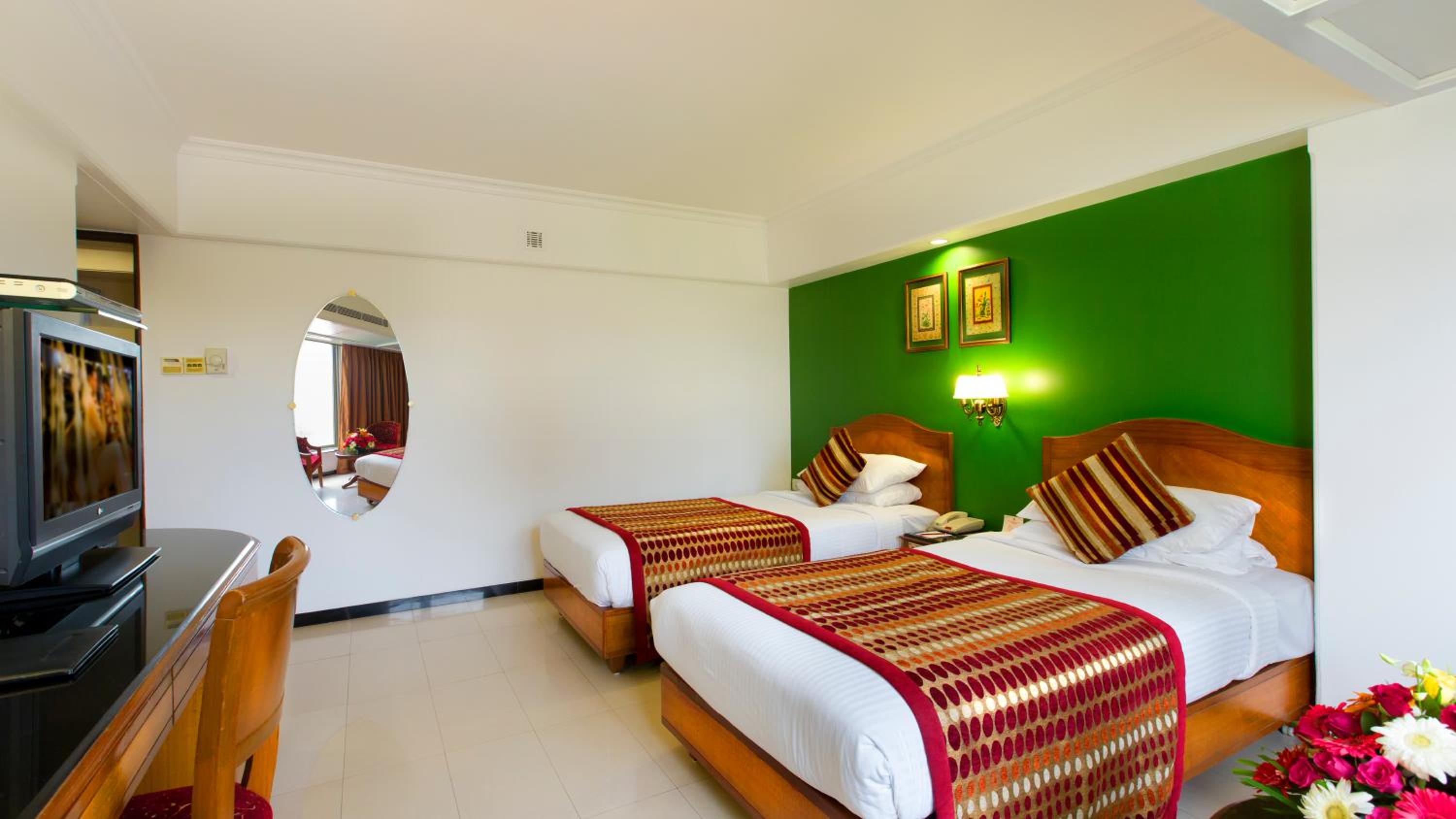 Club Double or Twin Room - Photo 1