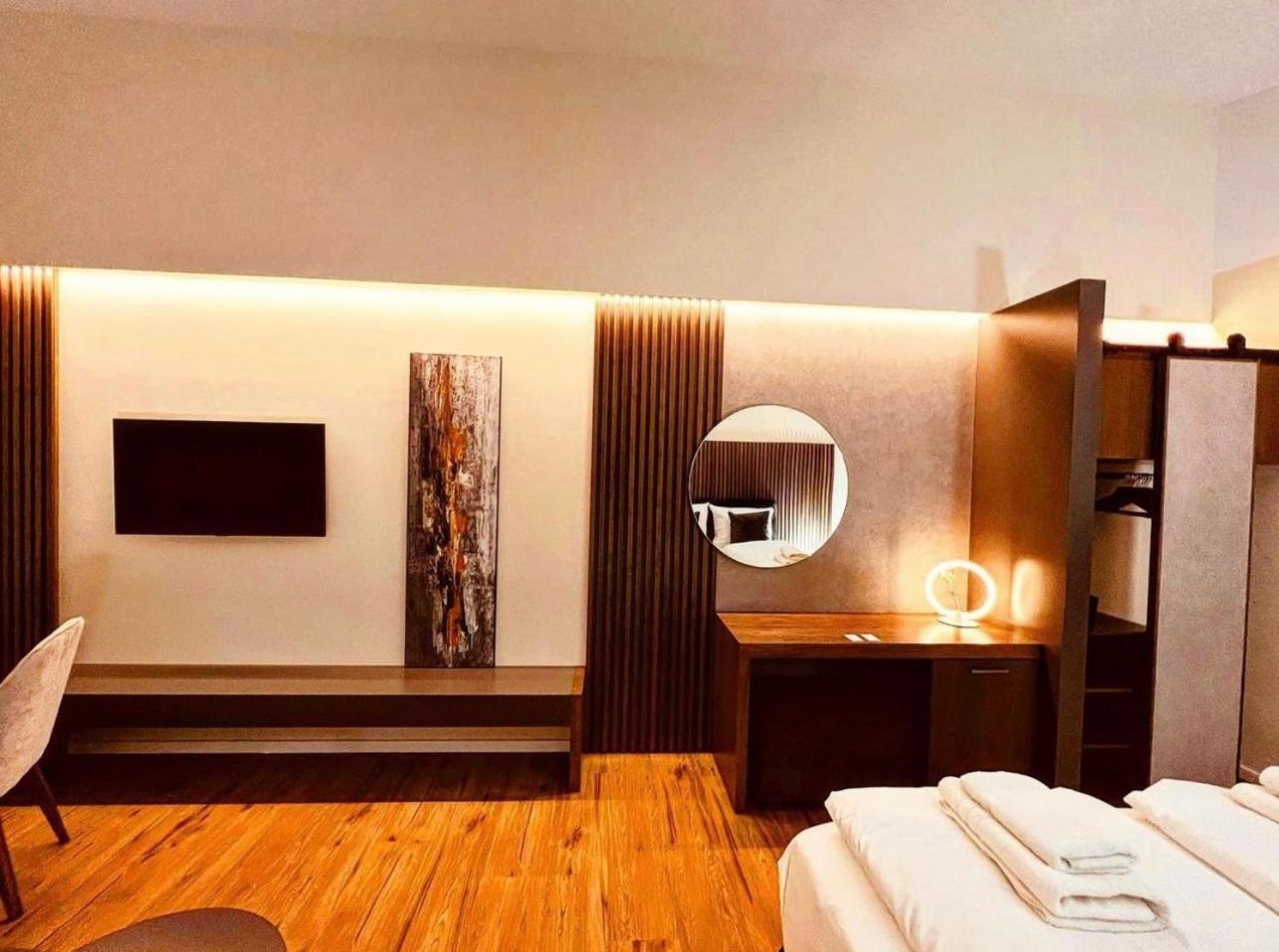 Junior Suite - Photo 2