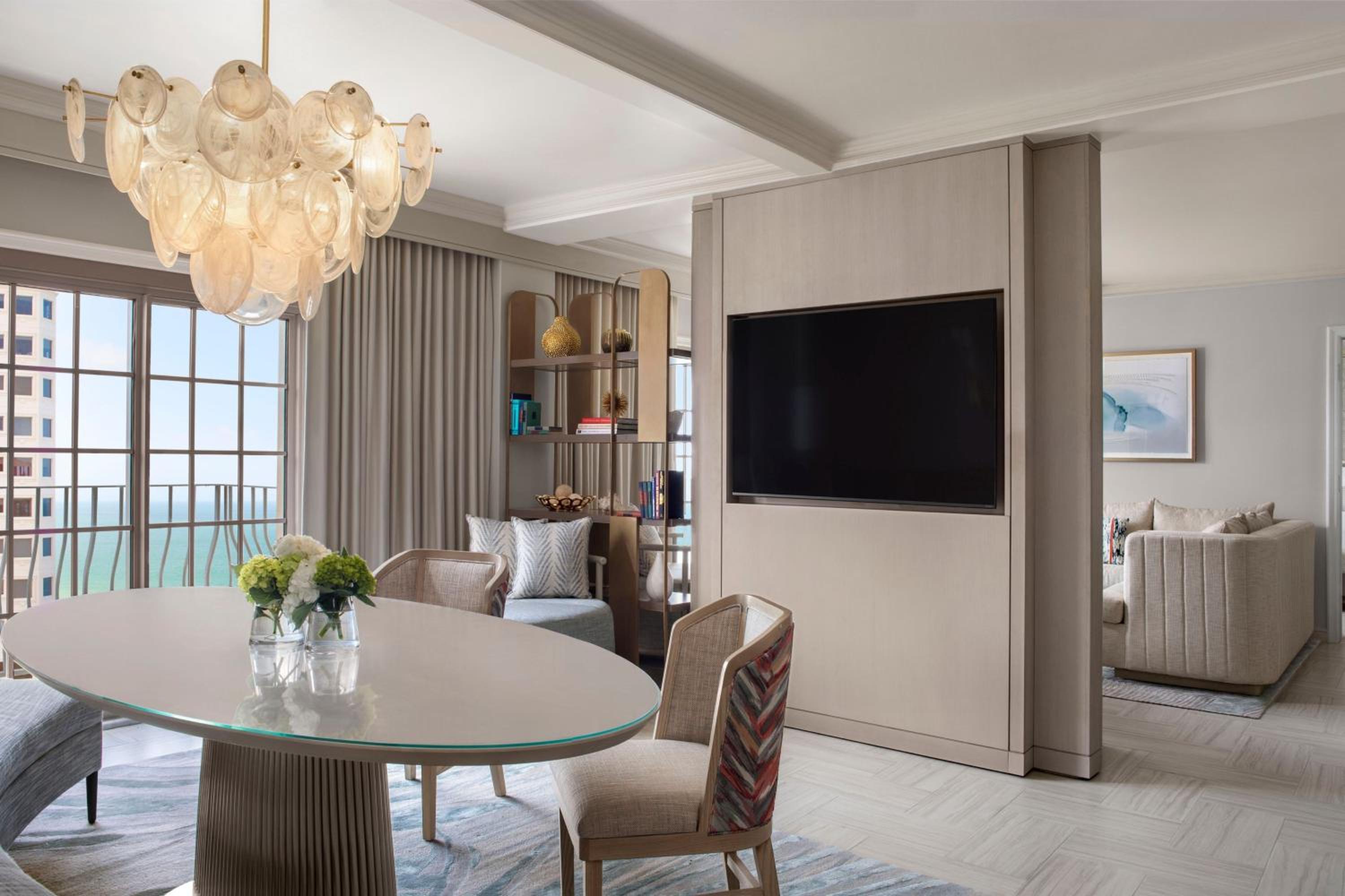 Three Bedroom Royal Suite - Photo 1