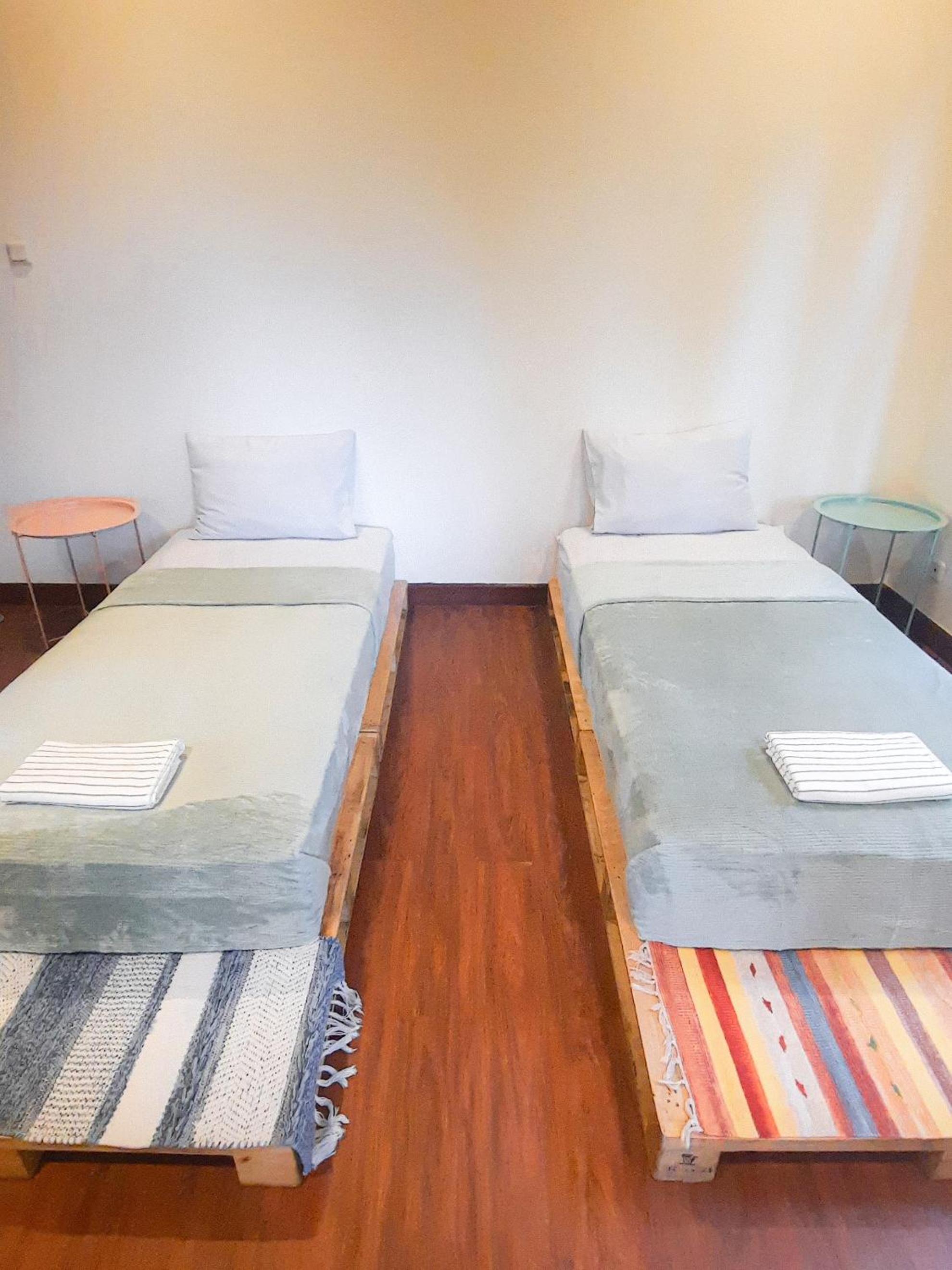 Twin Room with Shared Bathroom photo 2