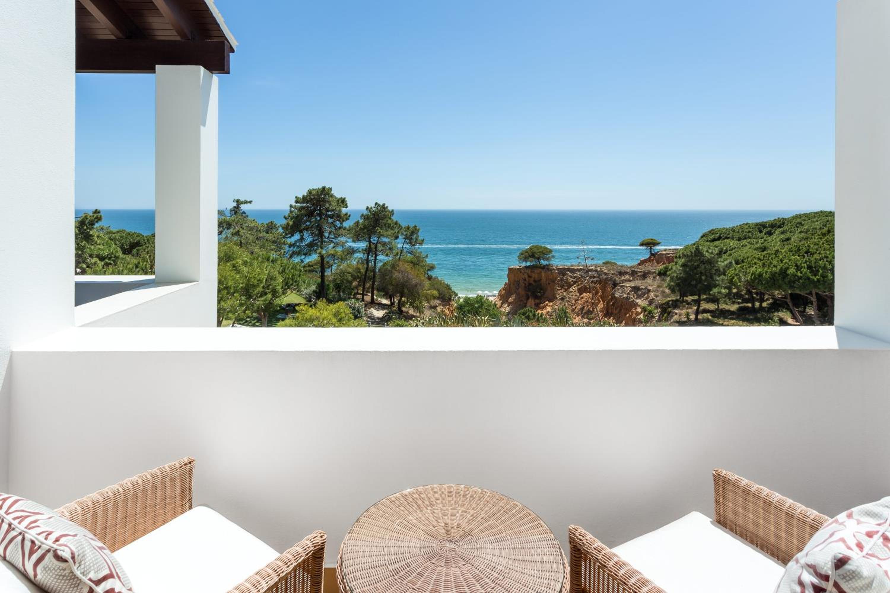 Deluxe Twin Room with Ocean View   - Photo 4