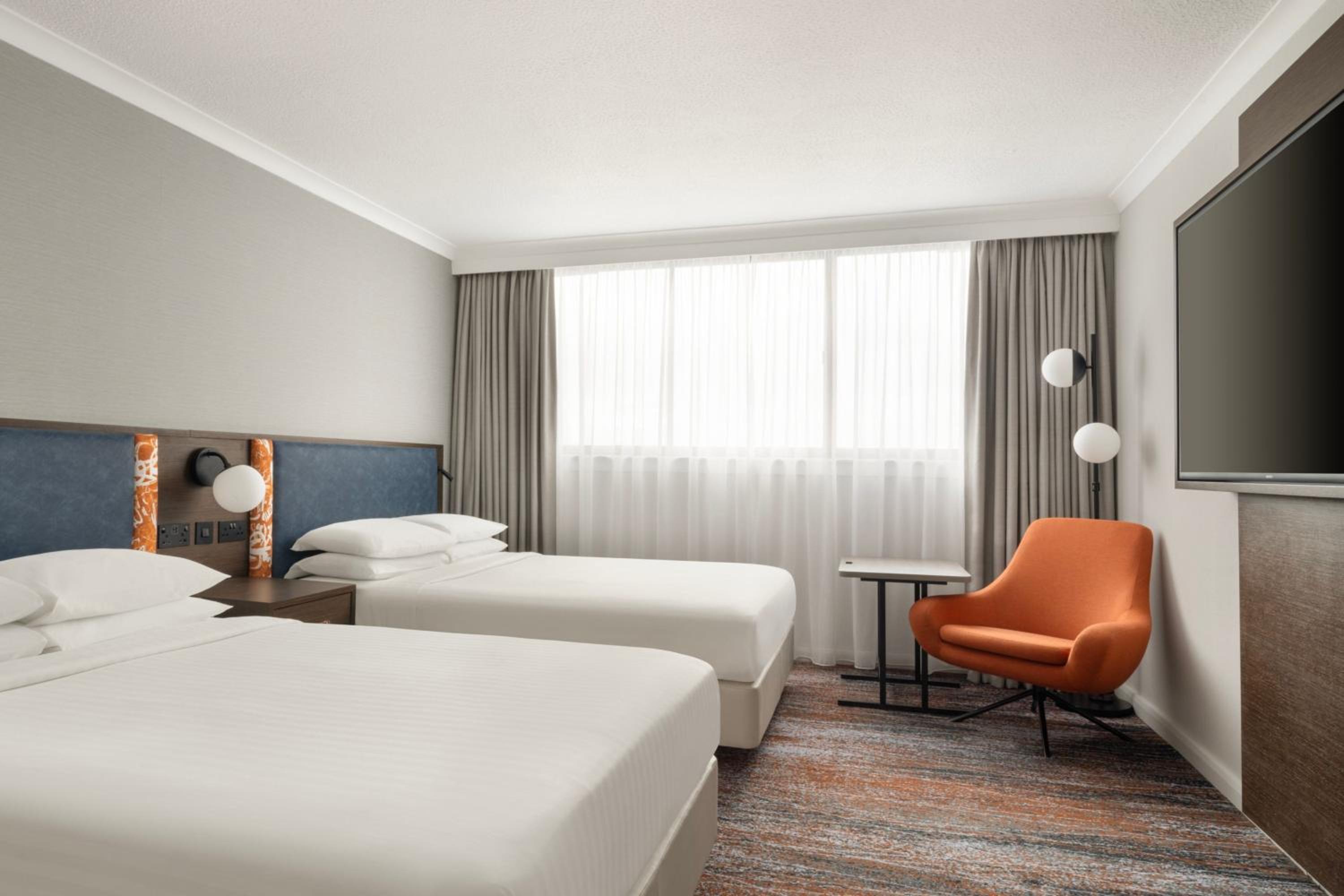 Deluxe Family Room with Two Double Beds - Photo 6