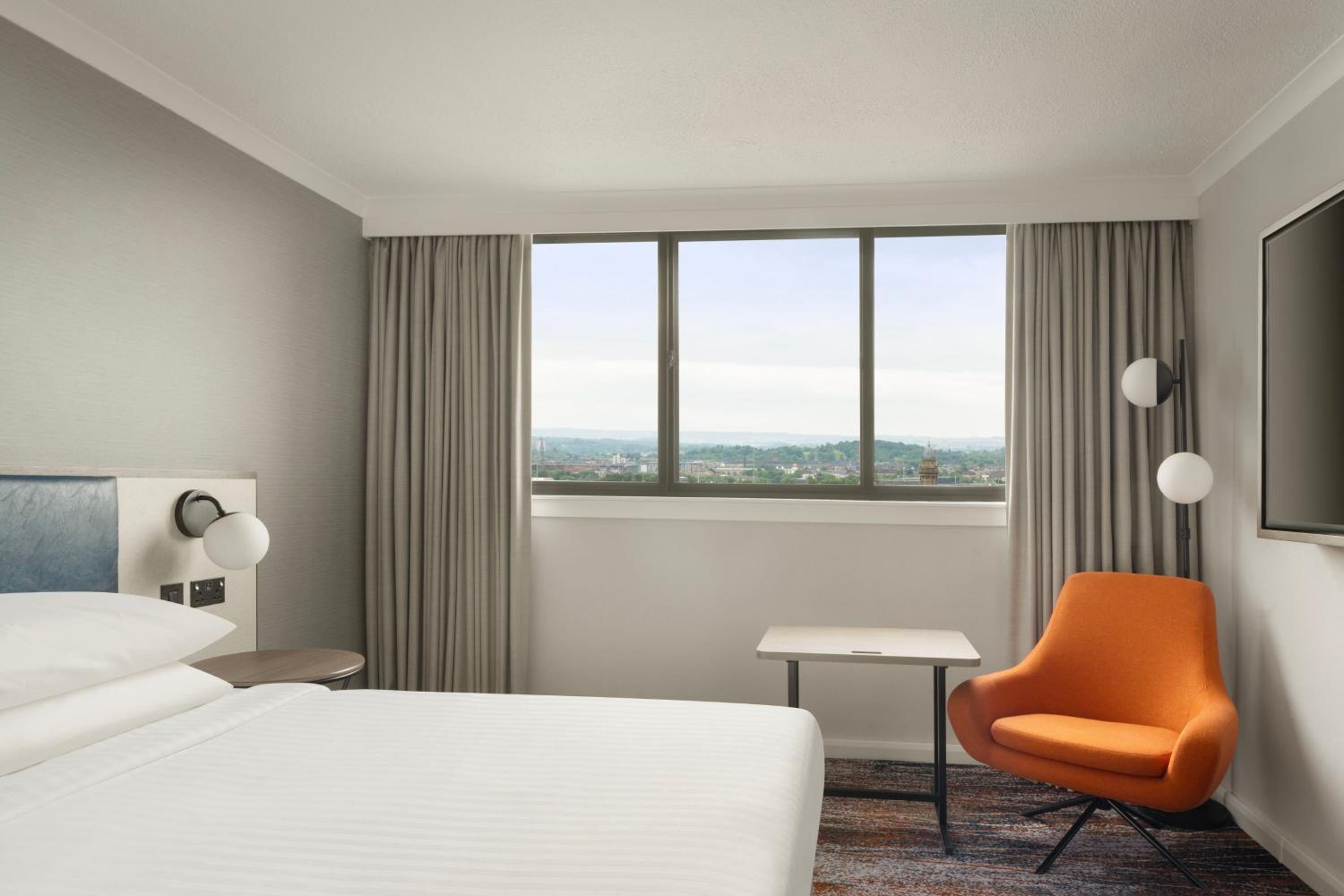 Deluxe King Room - Photo 1
