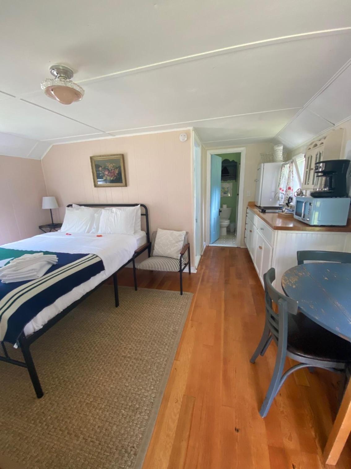 One-Bedroom Cottage photo 1