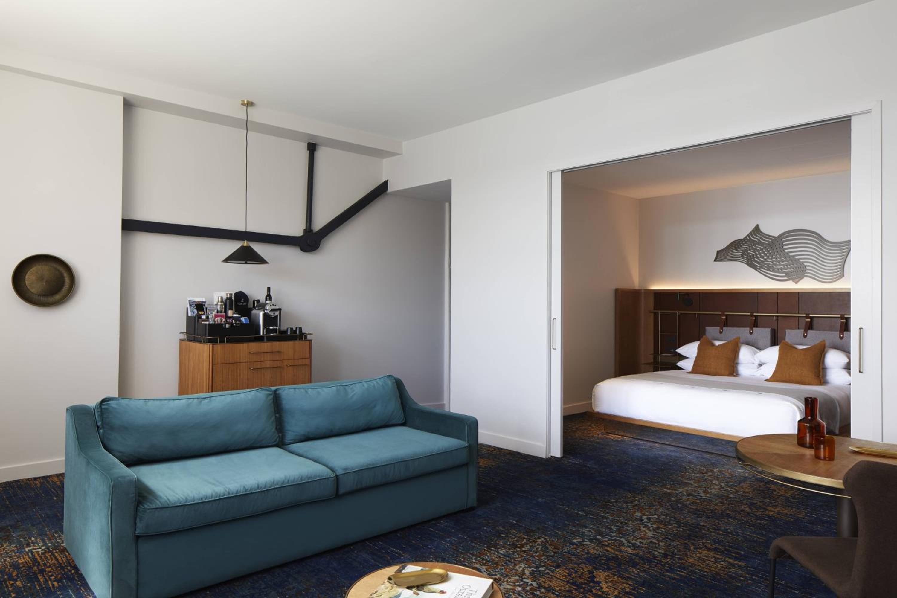 Walsh Bay King Suite thumbnail 6