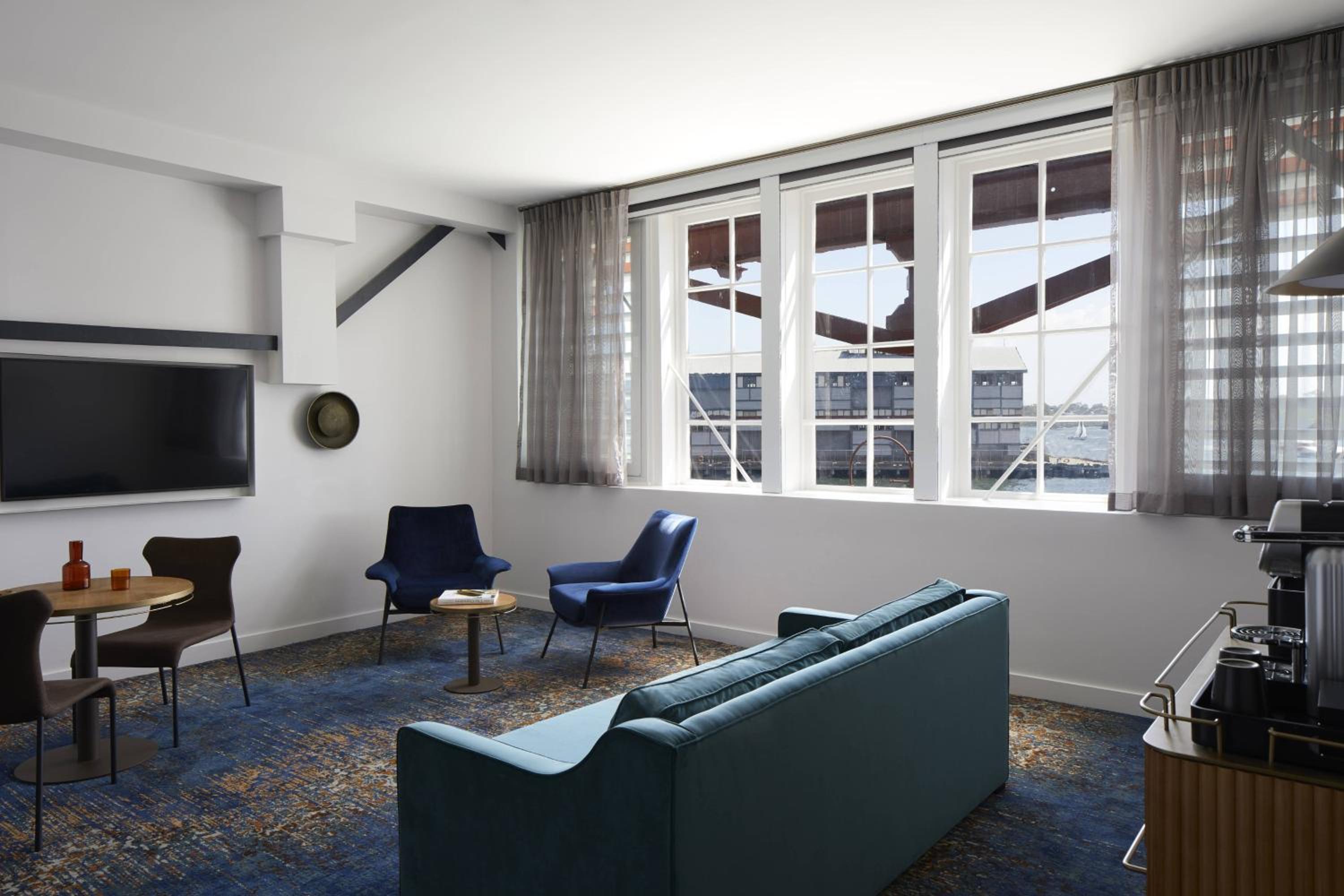 Walsh Bay King Suite