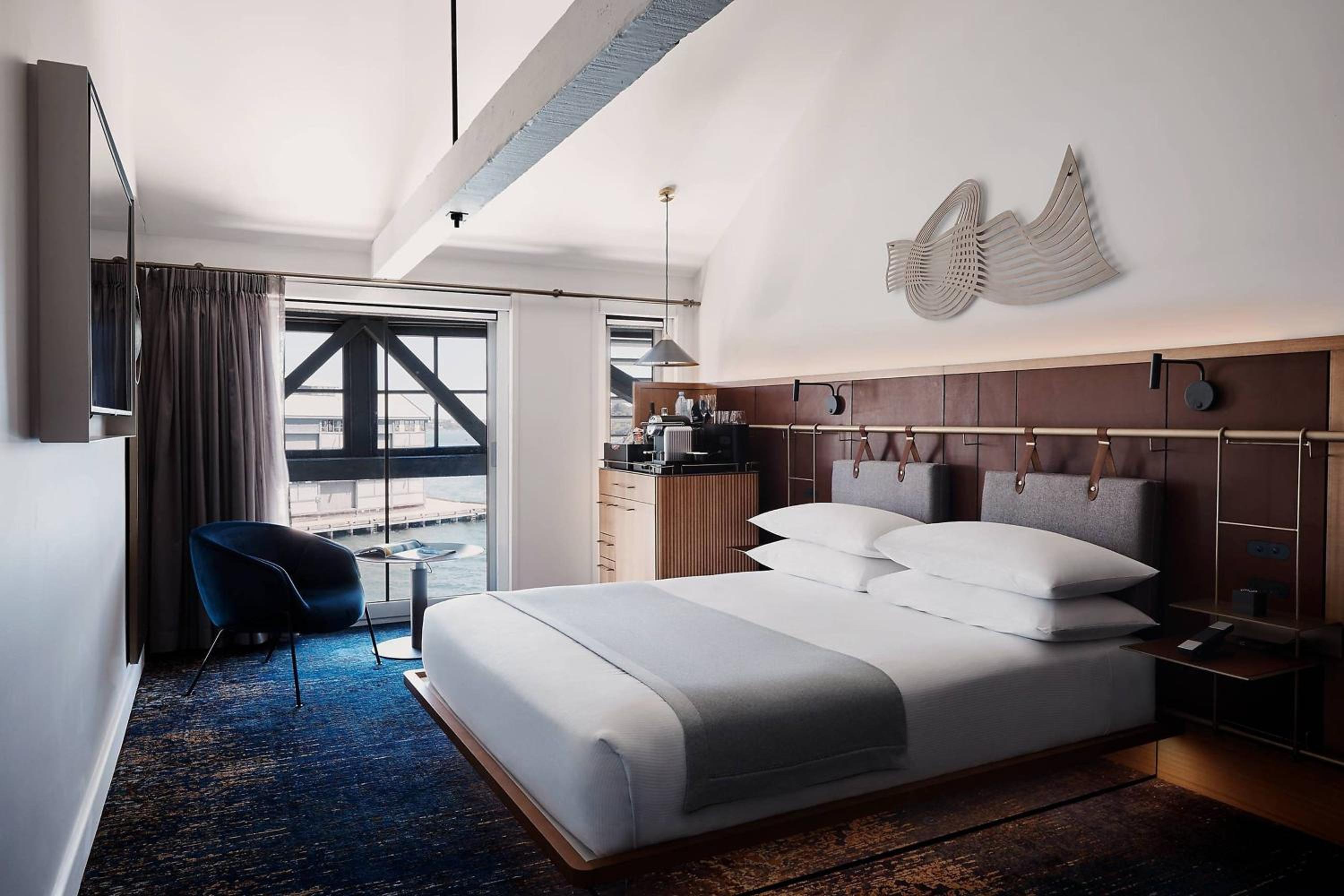 Water View King Room
