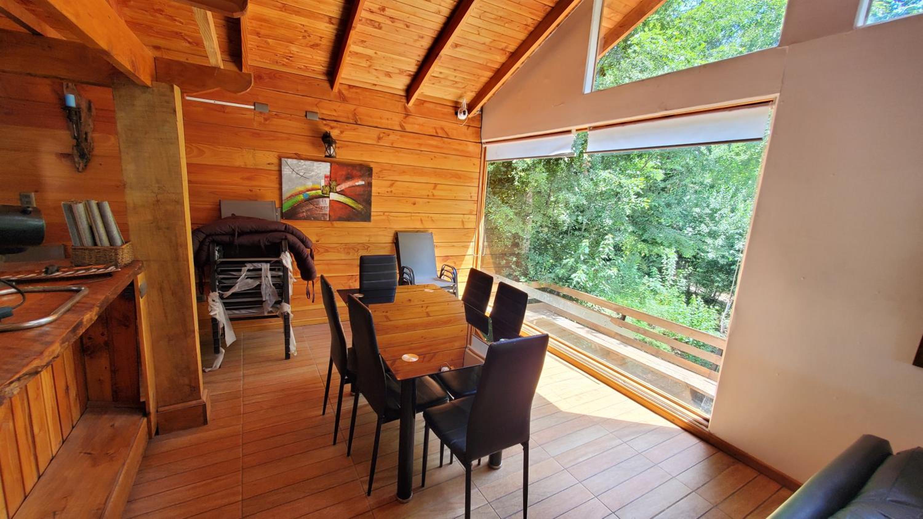 Four-Bedroom House photo 3