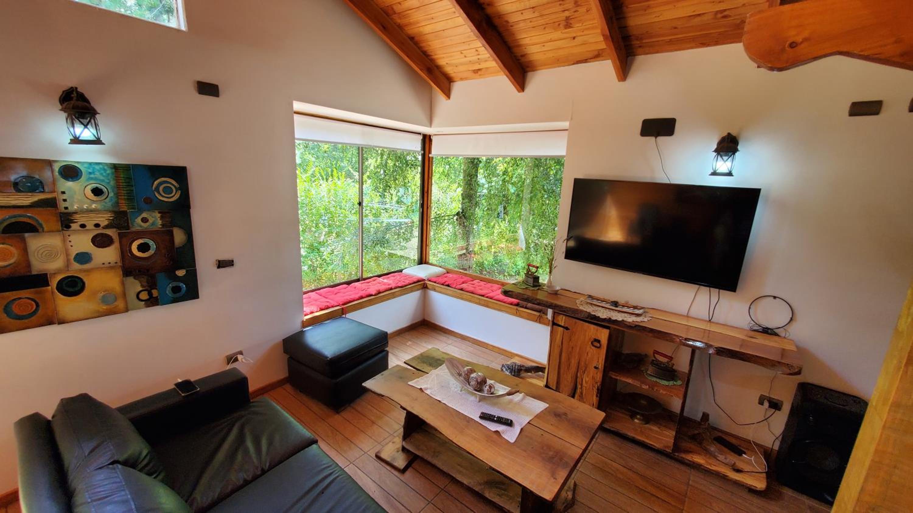 Four-Bedroom House photo 2