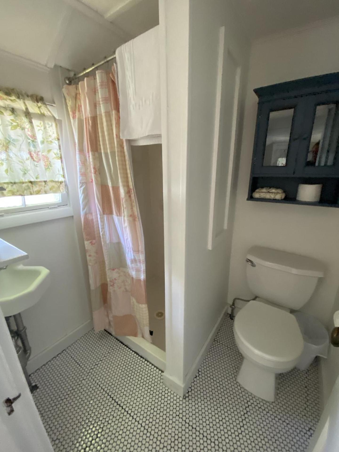 One-Bedroom Cottage photo 3