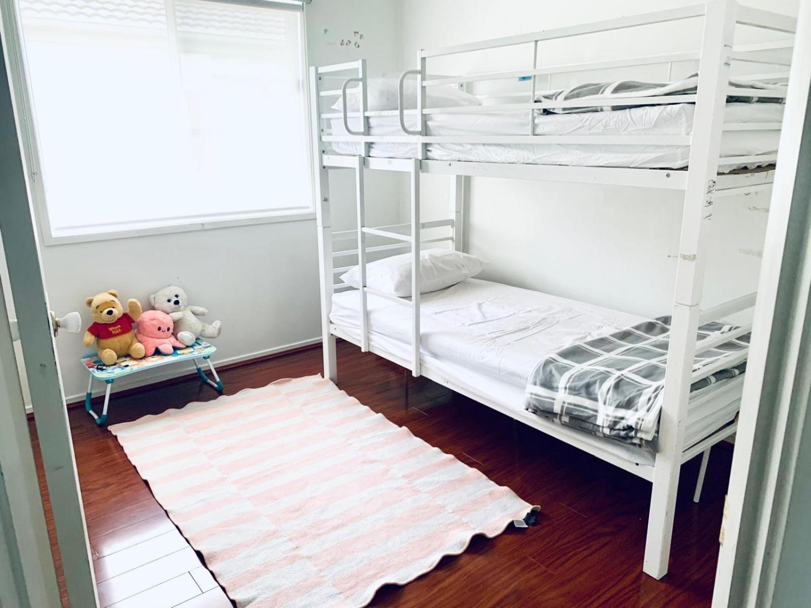 Three-Bedroom House photo 2