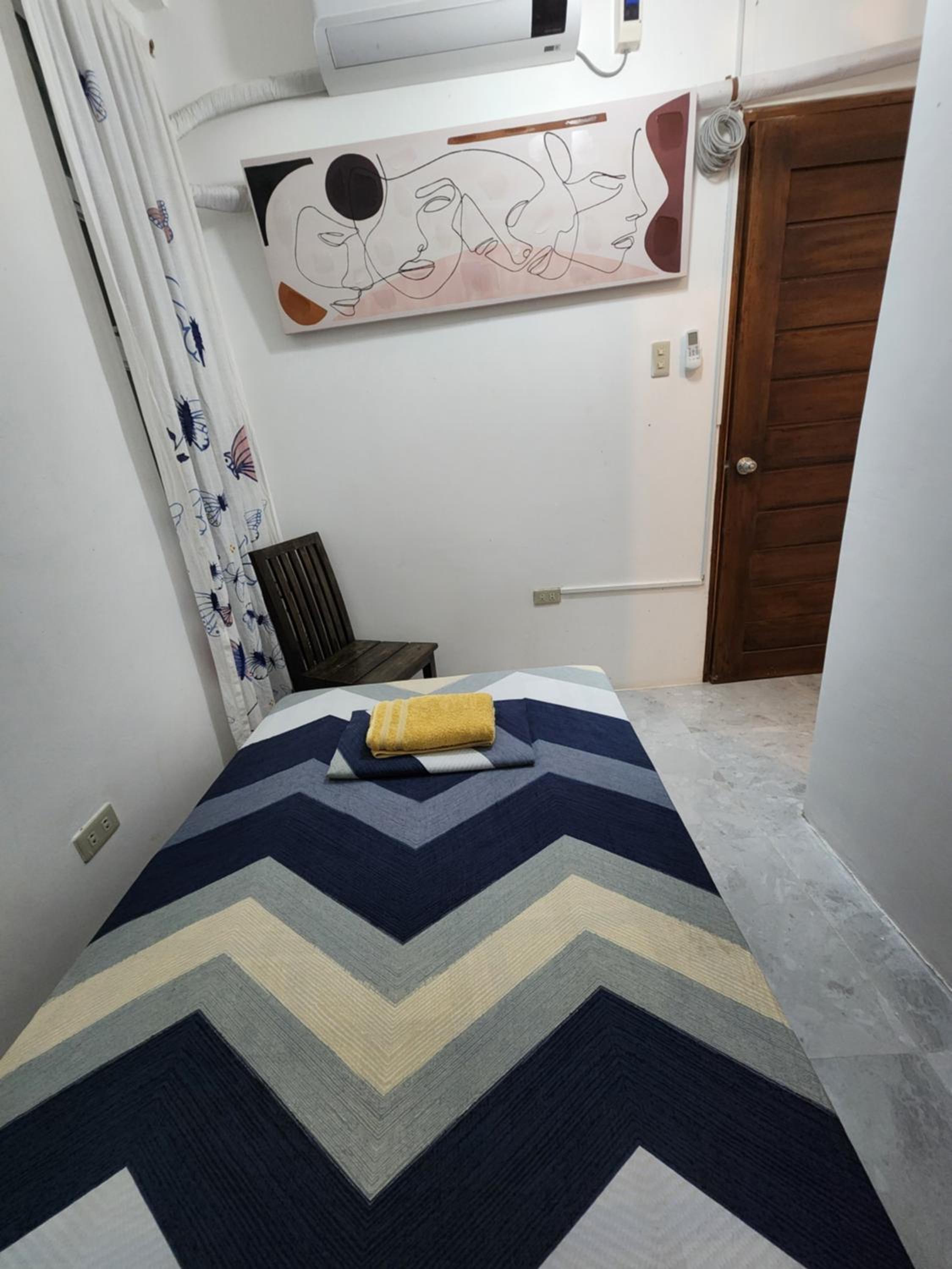 Economy Double Room photo 2