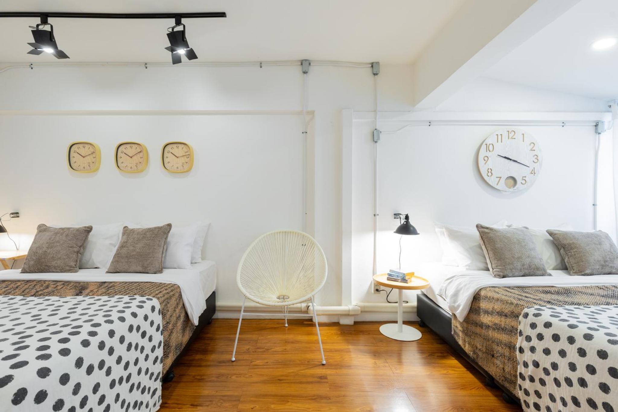 Three-Bedroom Townhouse - Photo 22