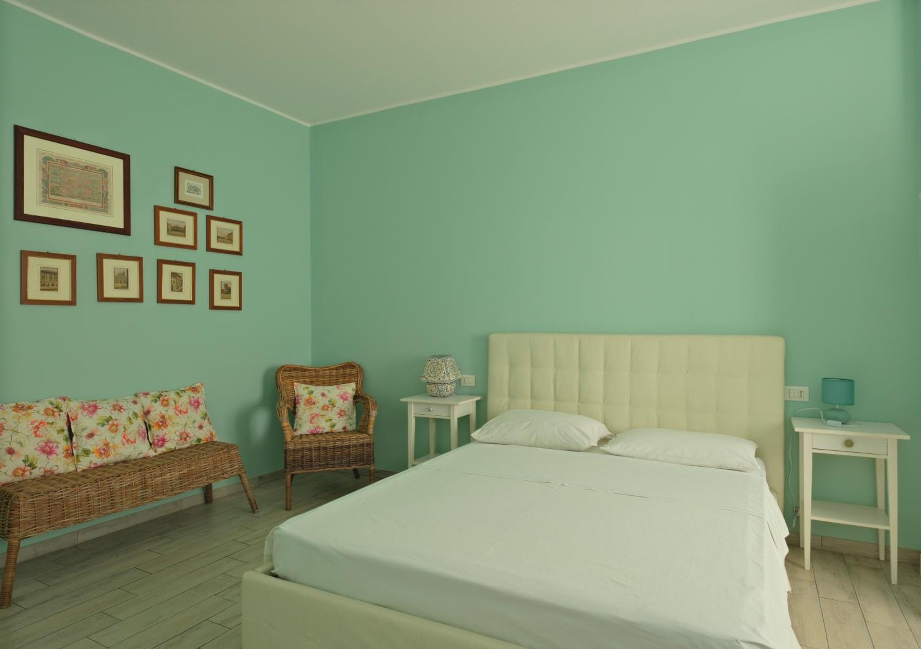 Double Room with Private Bathroom photo 1