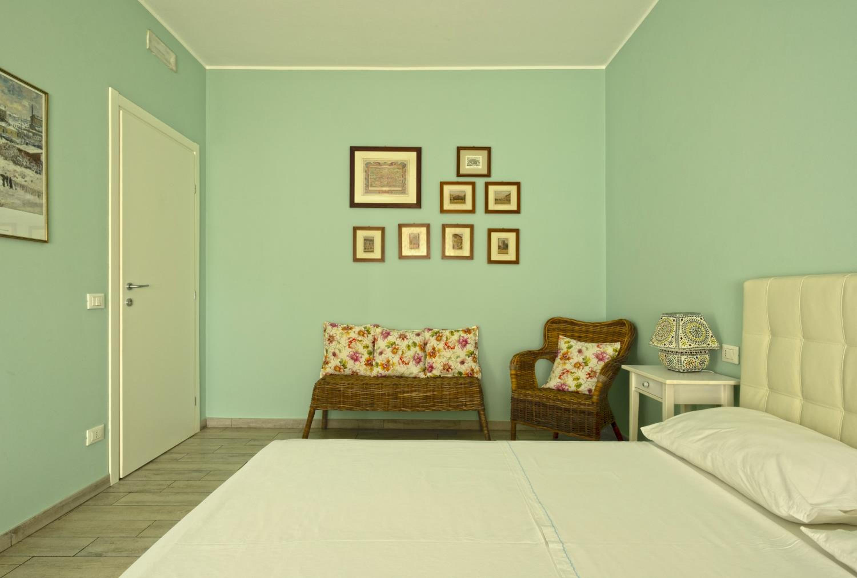 Double Room with Private Bathroom photo 2