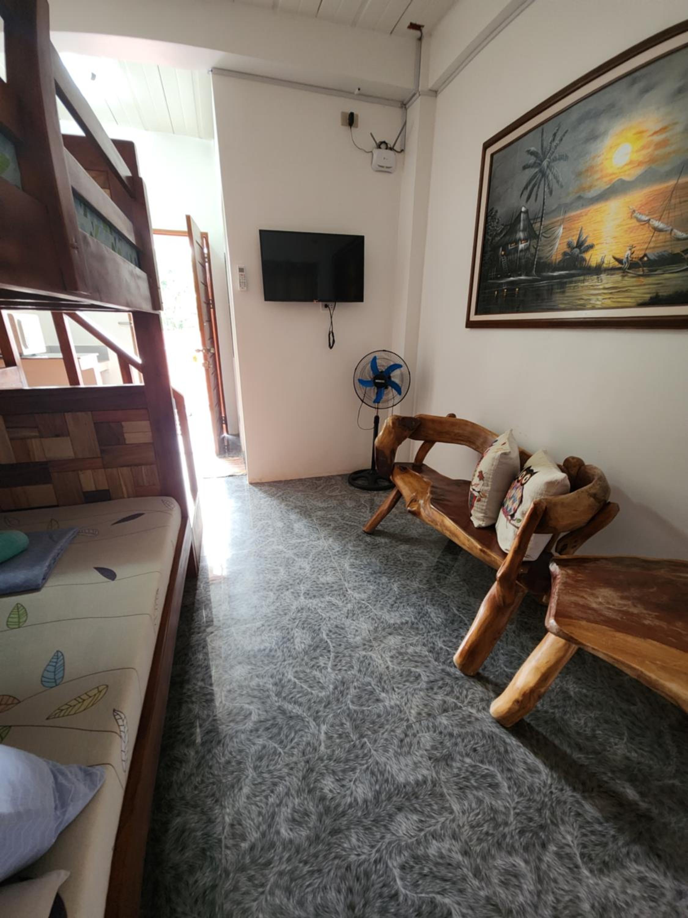 Quadruple Room with Mountain View photo 3