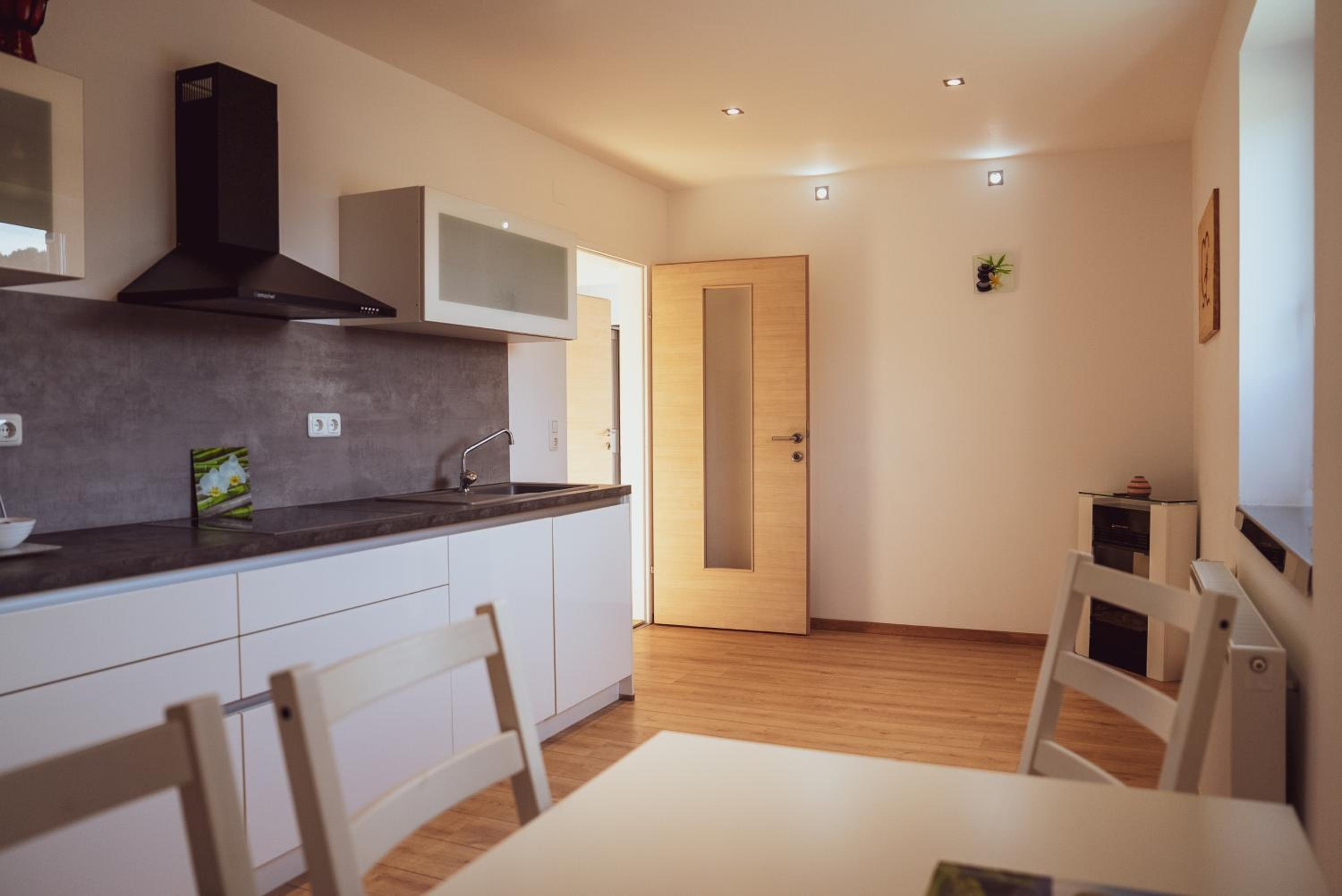 Large Double Room photo 3