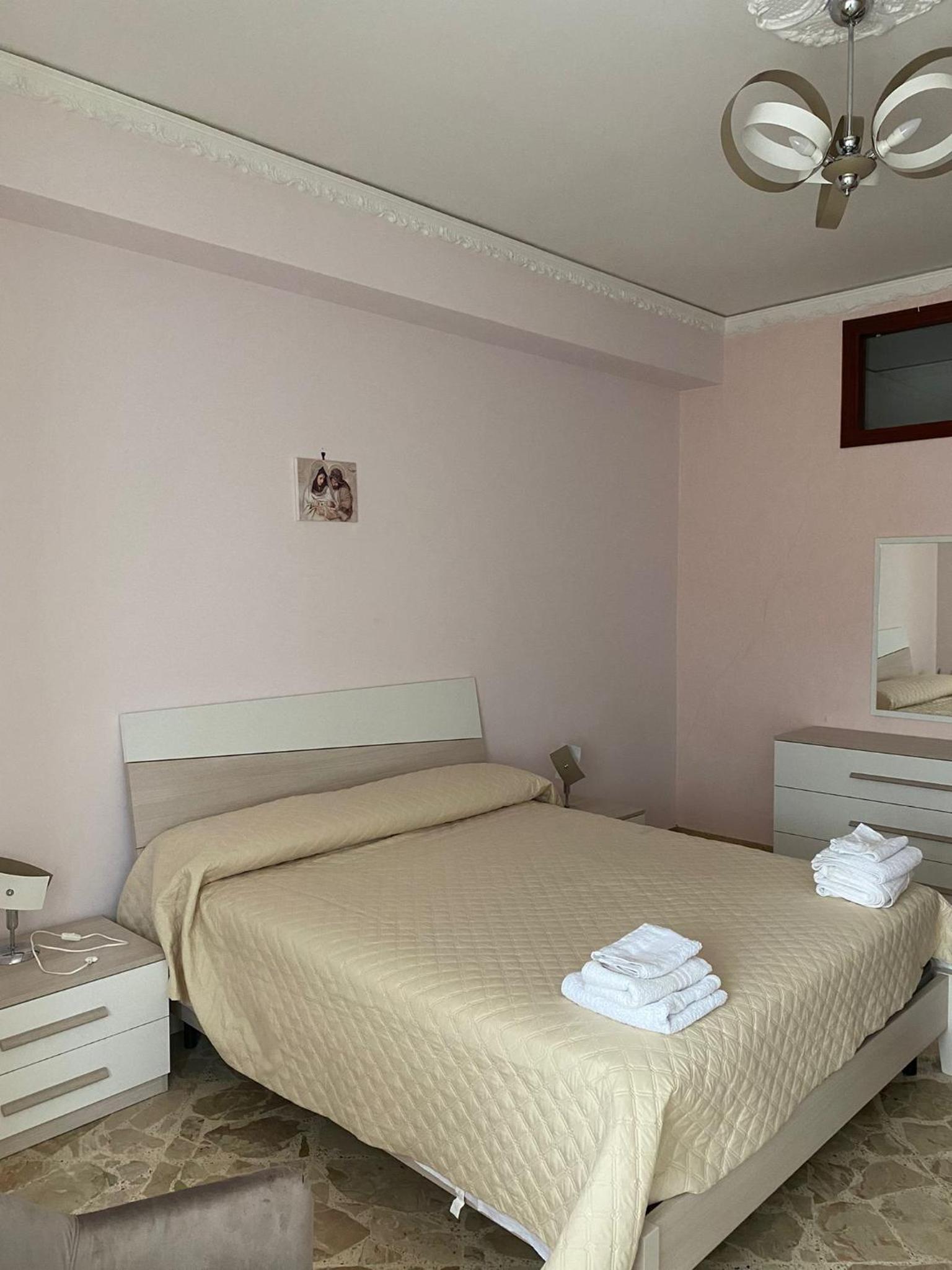One-Bedroom House photo 3
