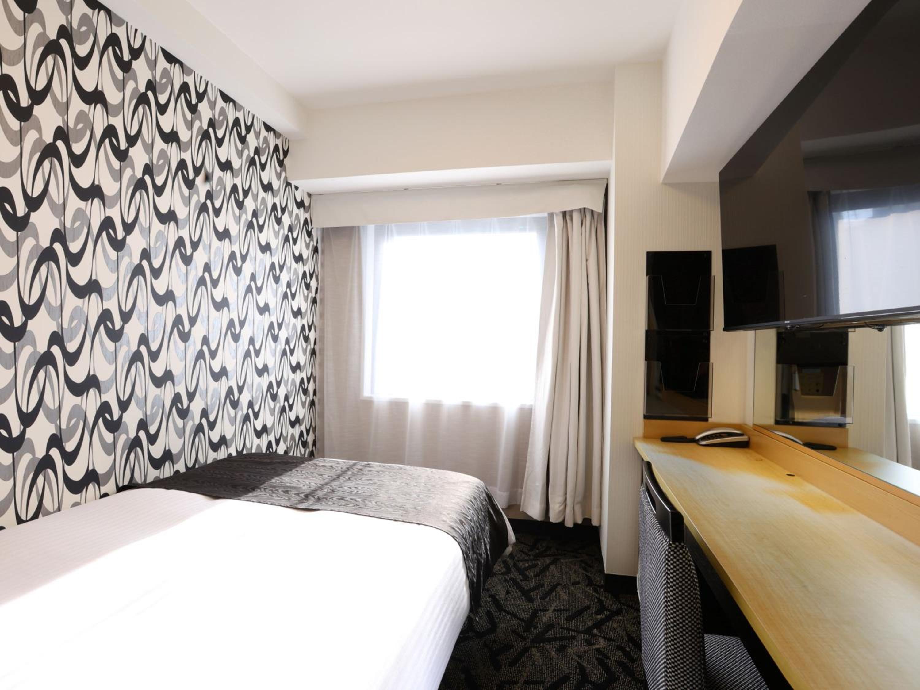 Single Room - Non-Smoking photo 1