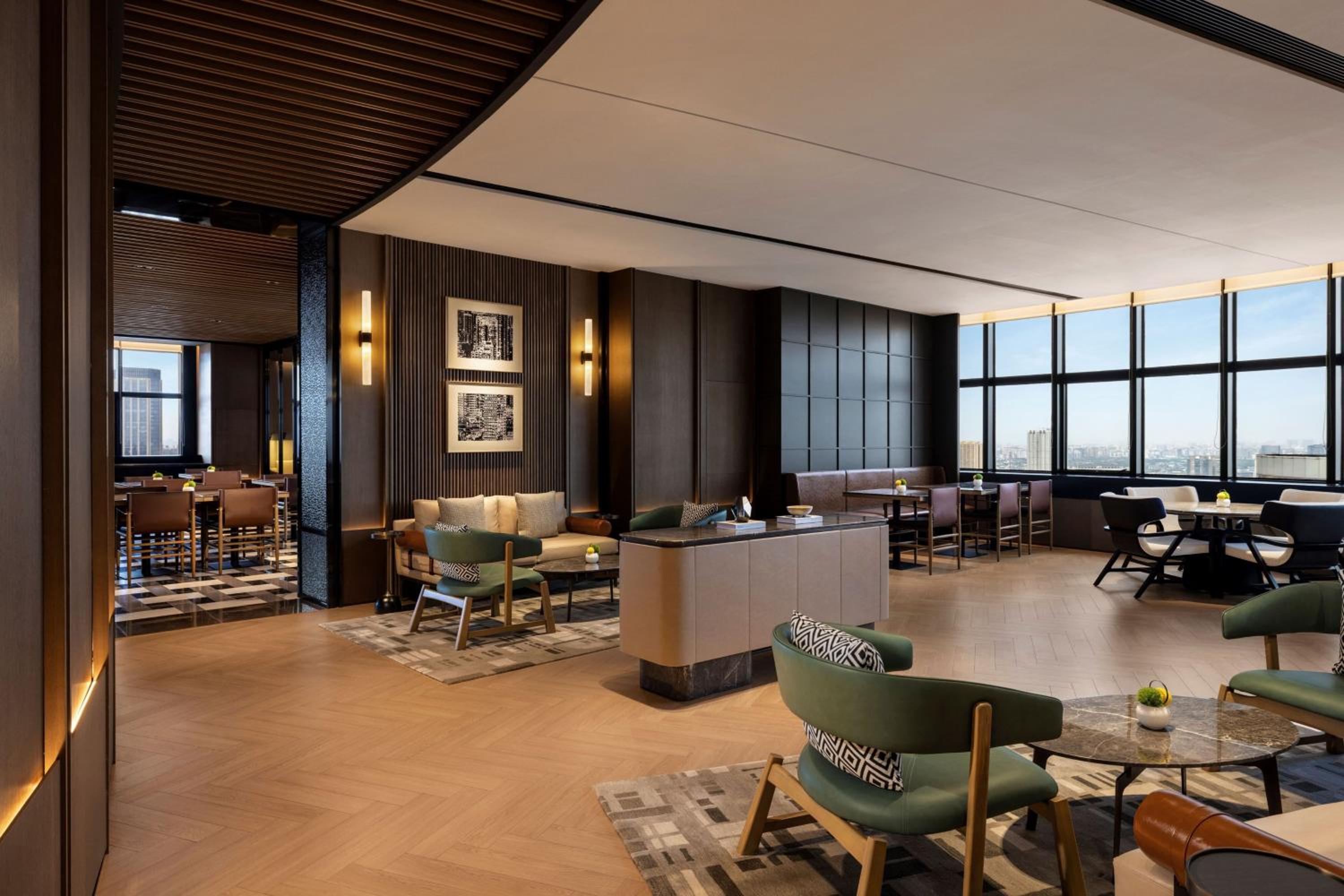 Executive King Bed Room - Photo 7