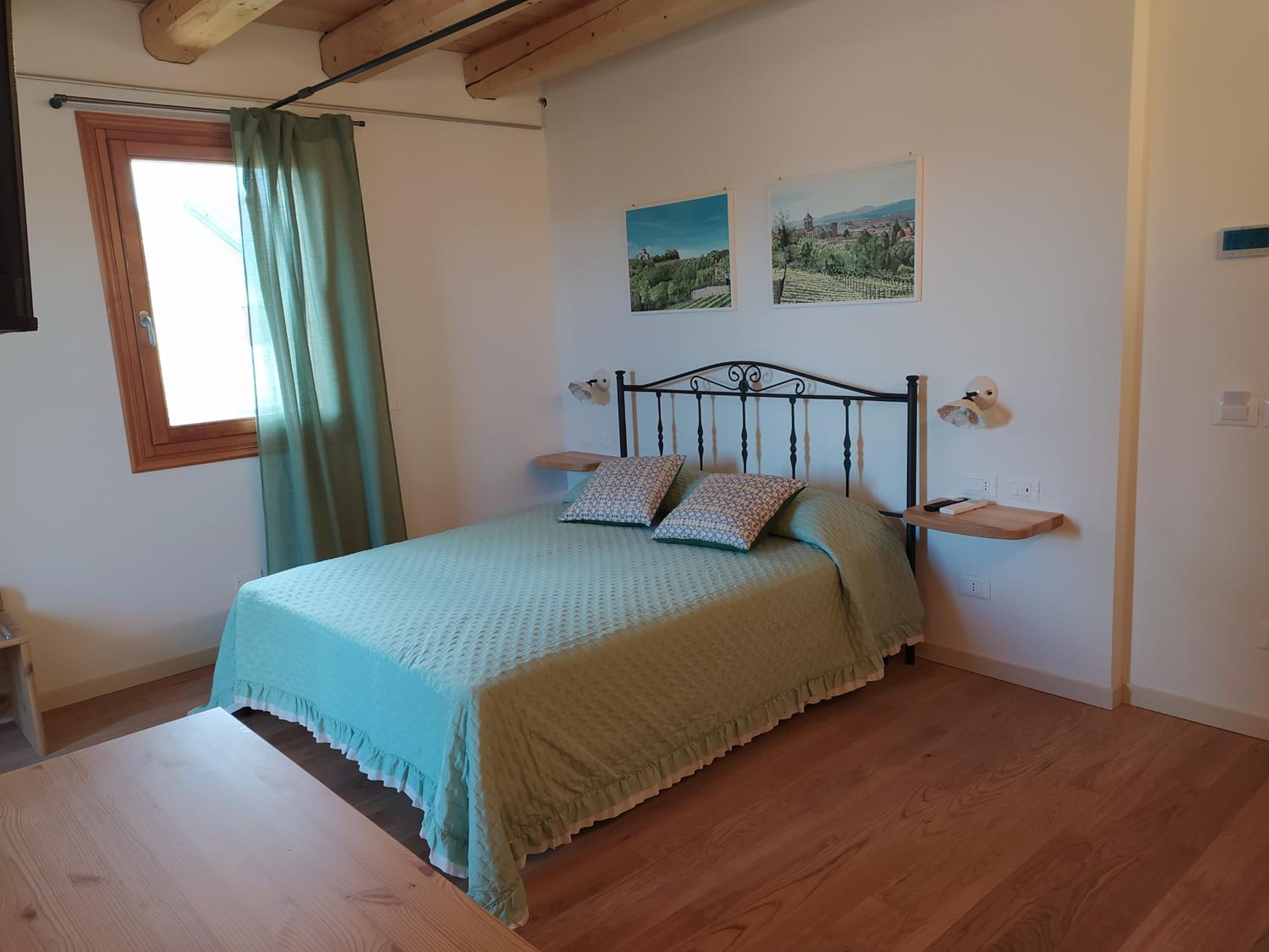 Double Room with Private Bathroom photo 1