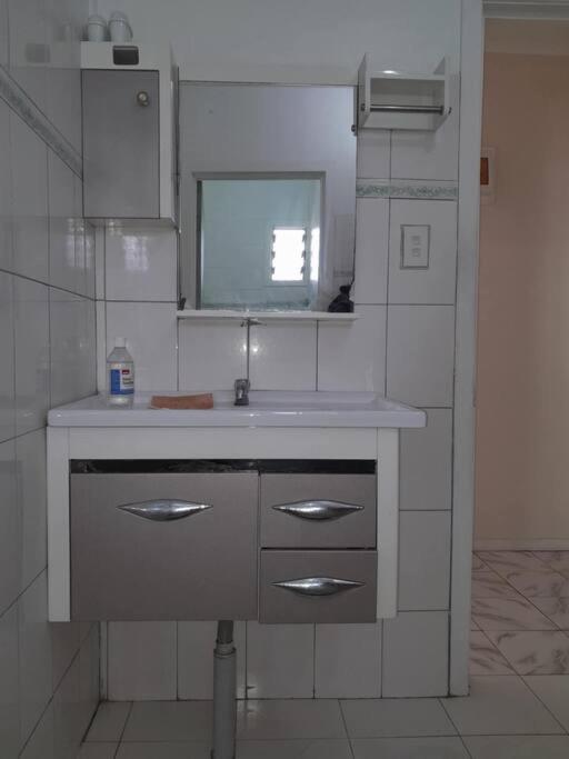 One-Bedroom House photo 2