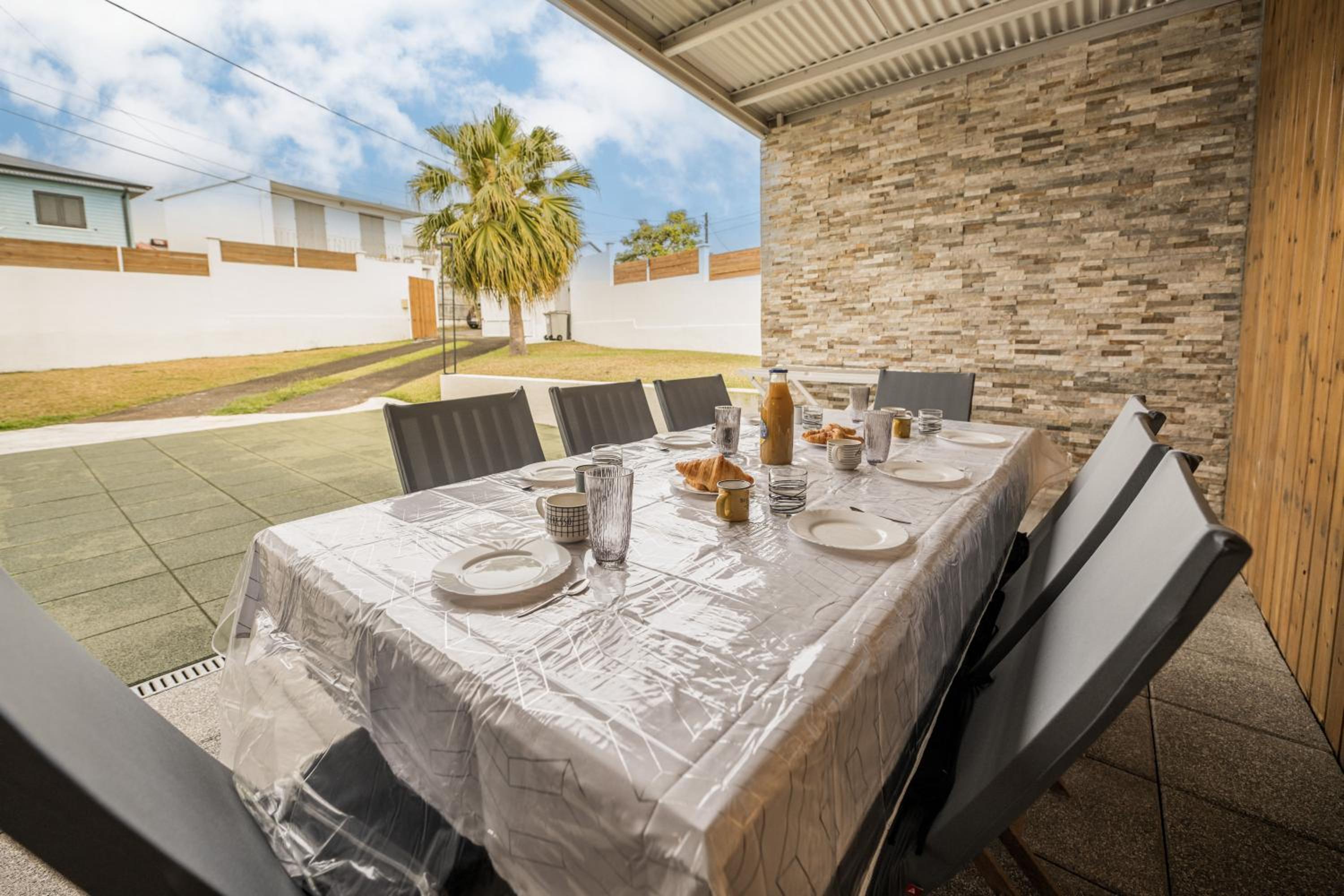Three-Bedroom Villa photo 2