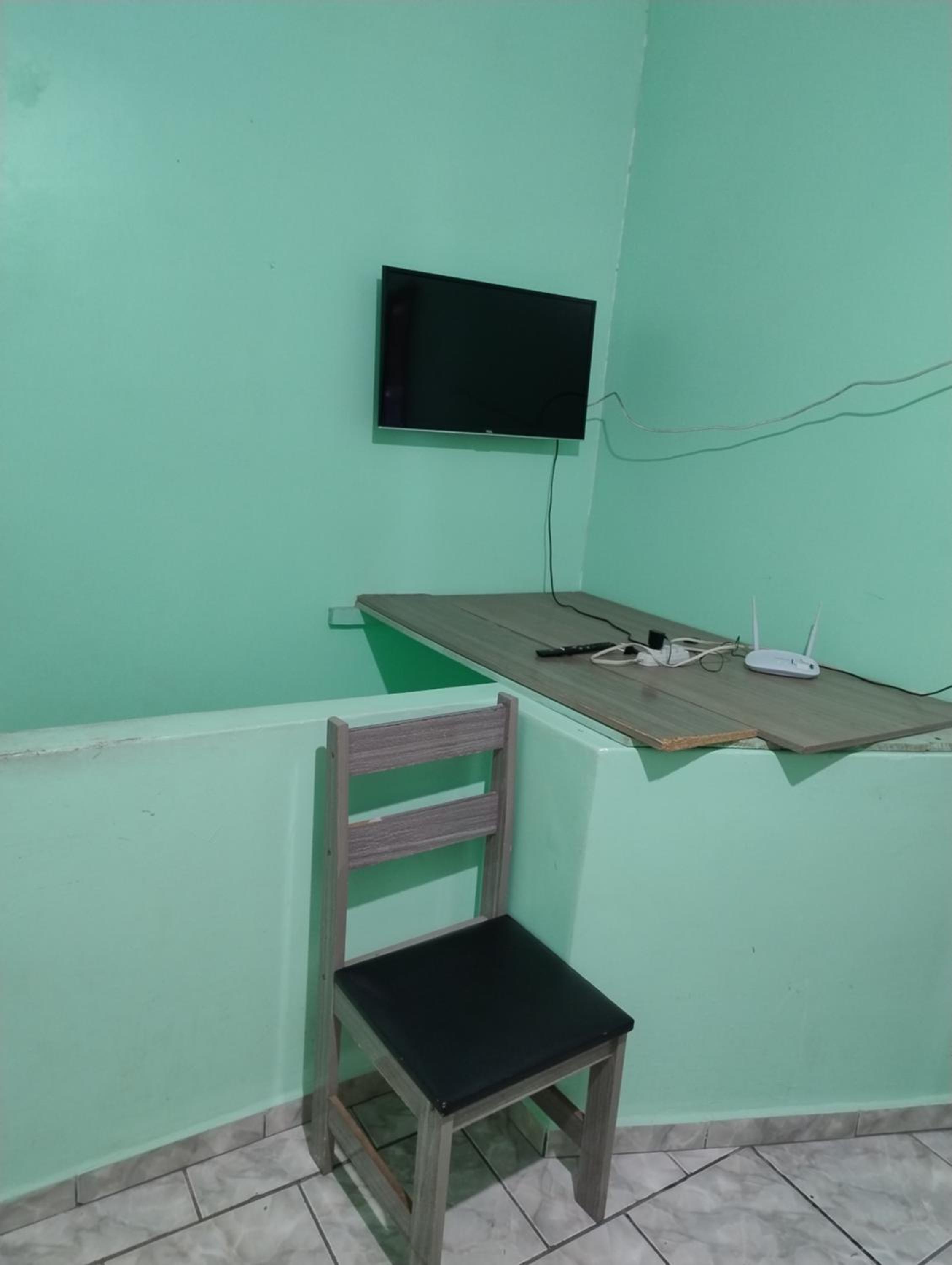 Two-Bedroom Apartment - Photo 2