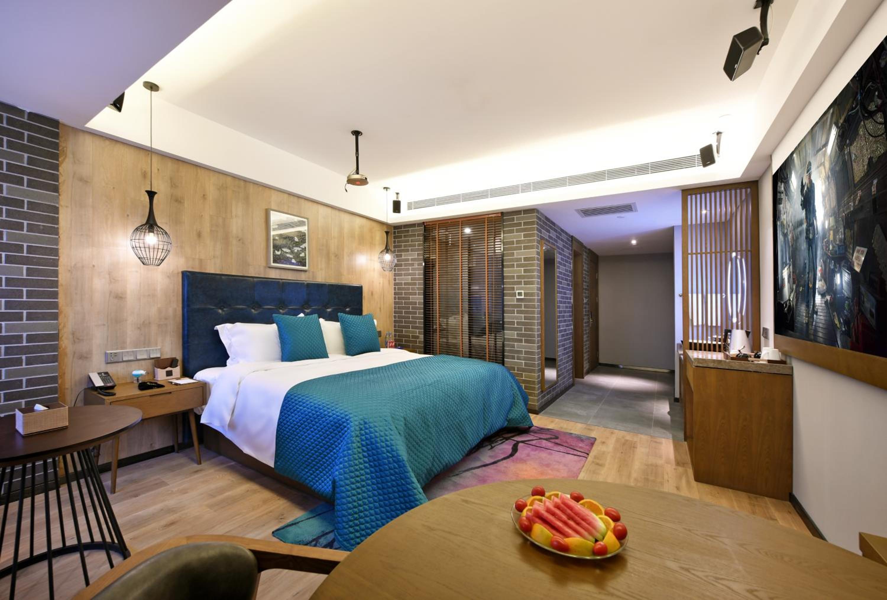 Liz Double Room with Cinema
