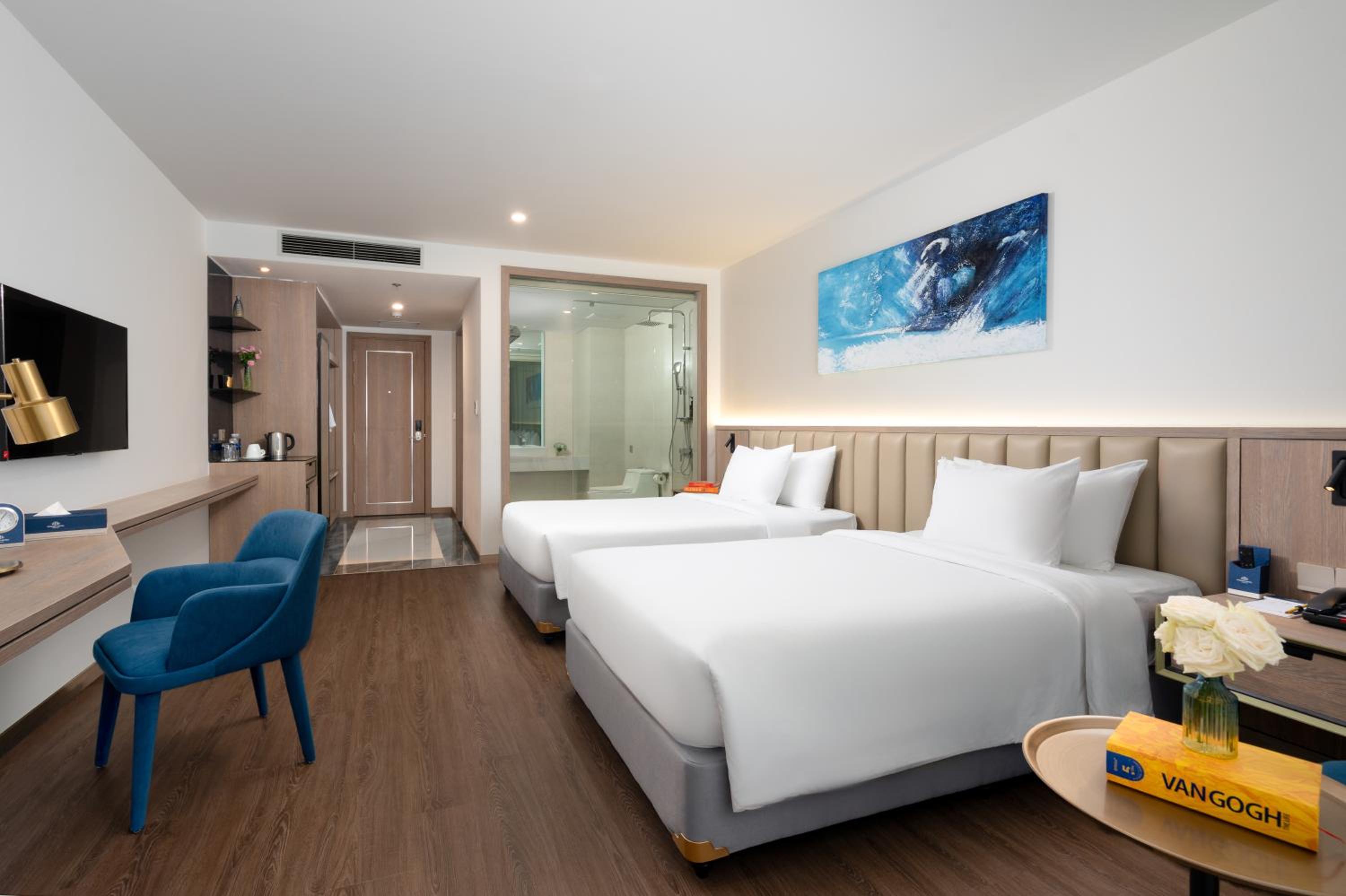 Deluxe Twin Room photo 3