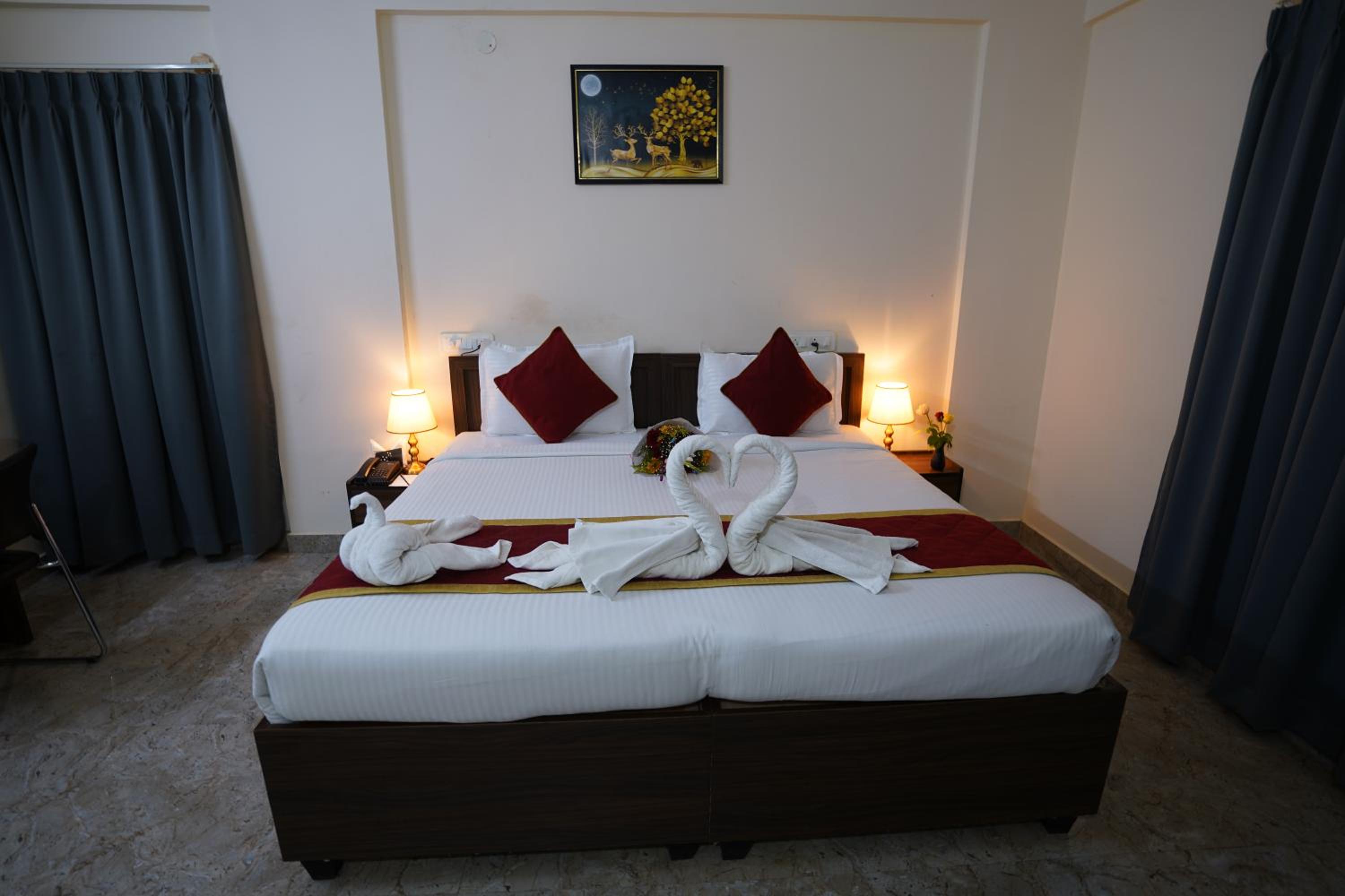 Deluxe Room - Photo 30