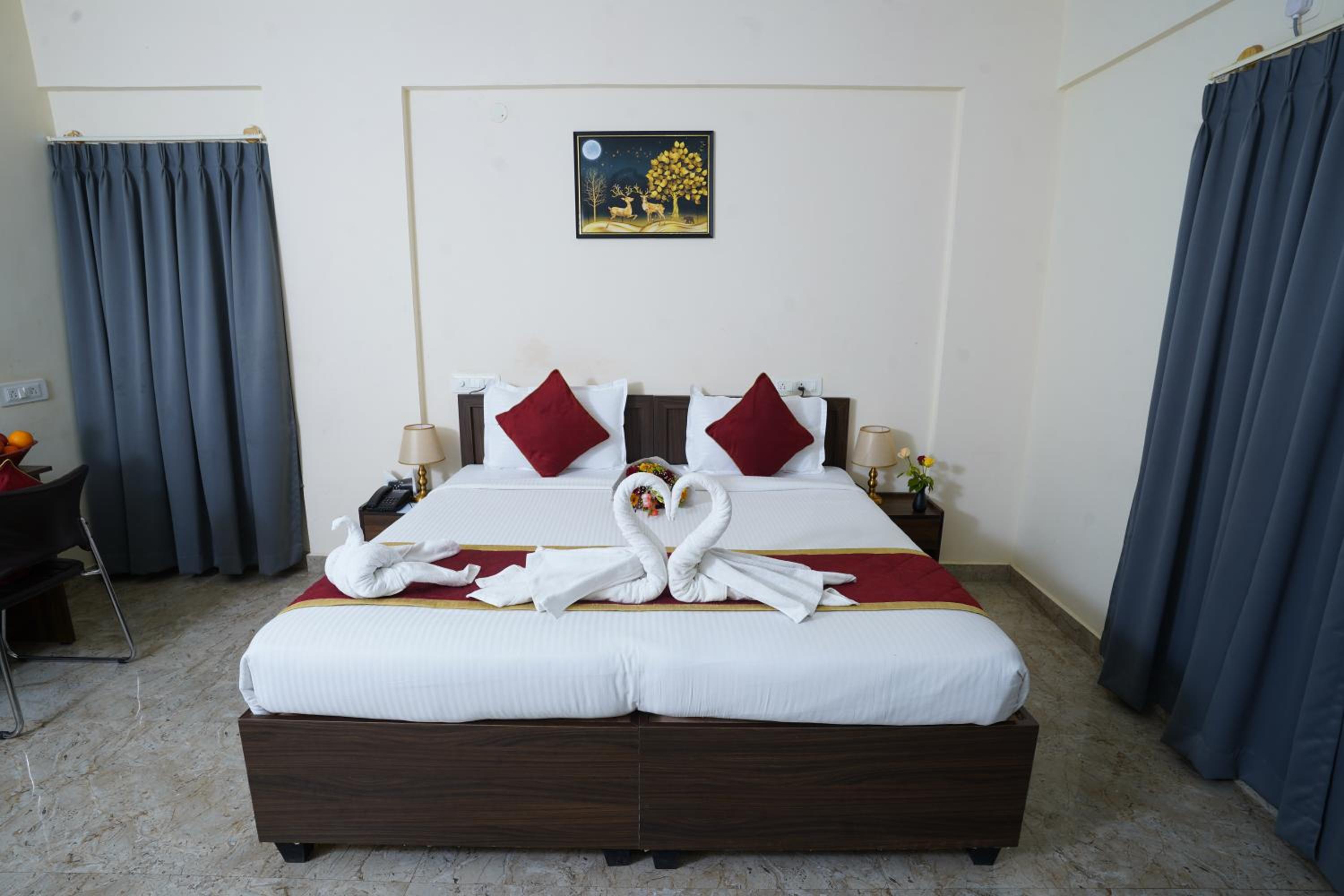 Deluxe Room - Photo 15