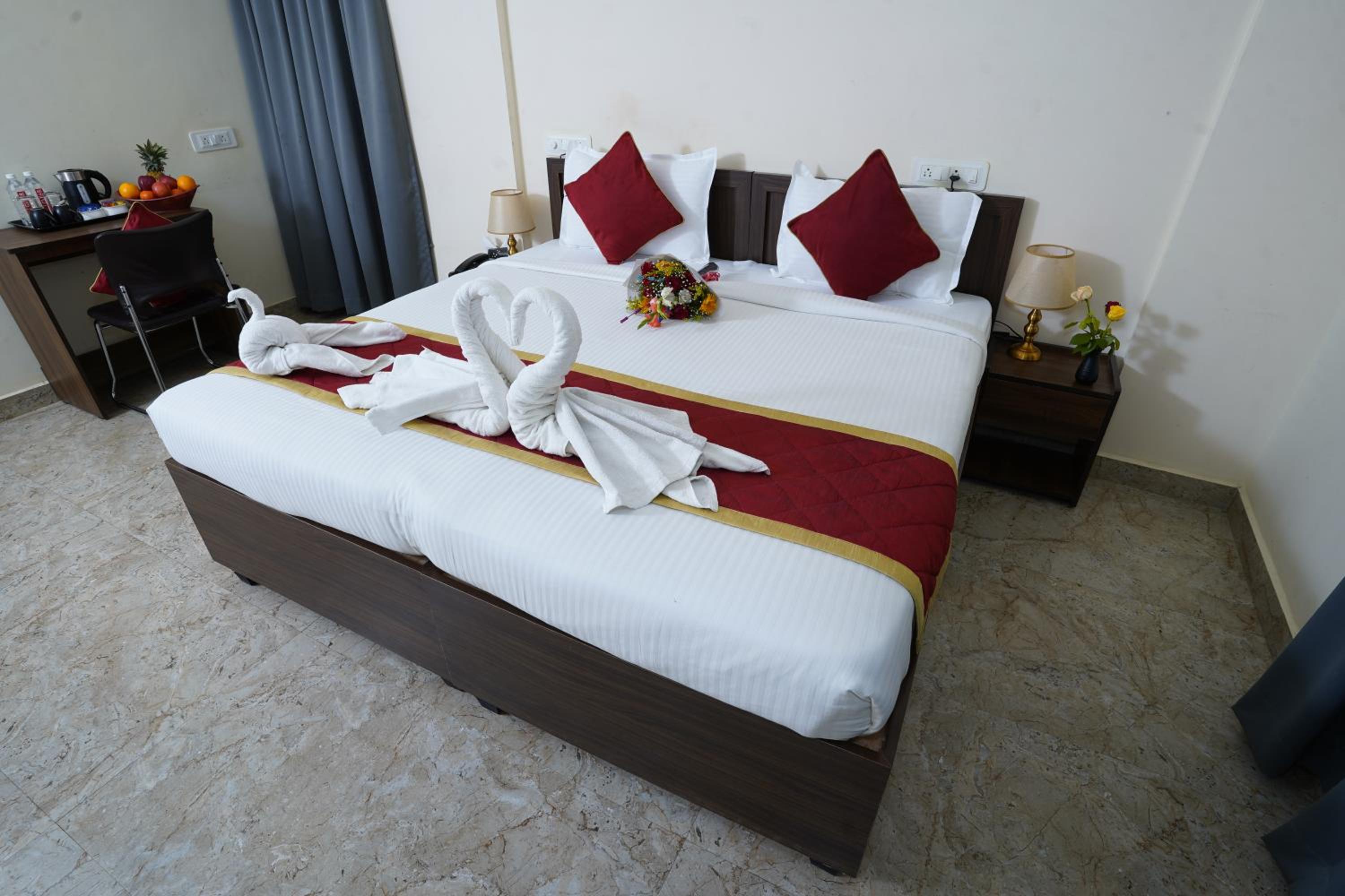 Deluxe Room - Photo 32