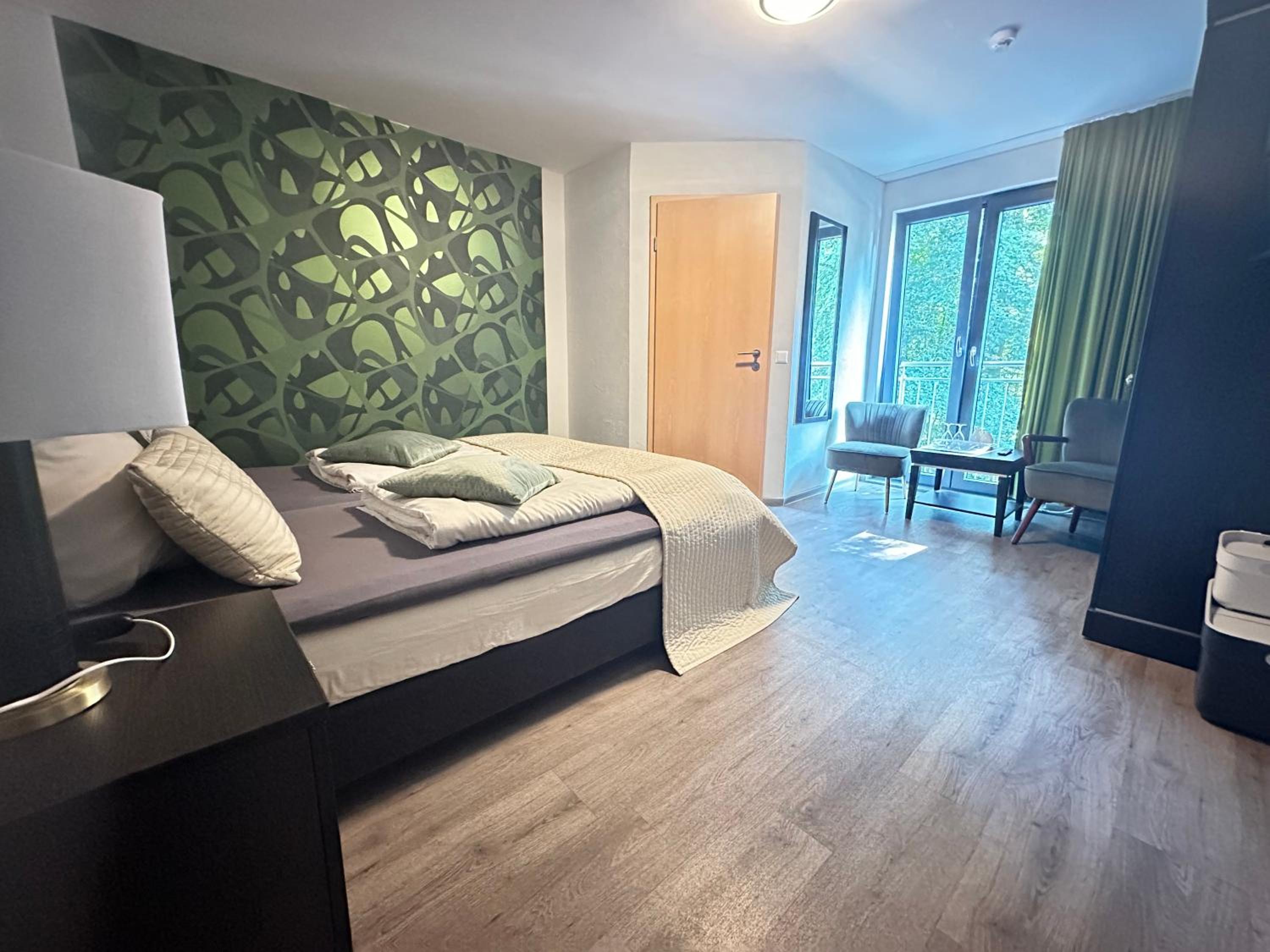 Double Room - Photo 7