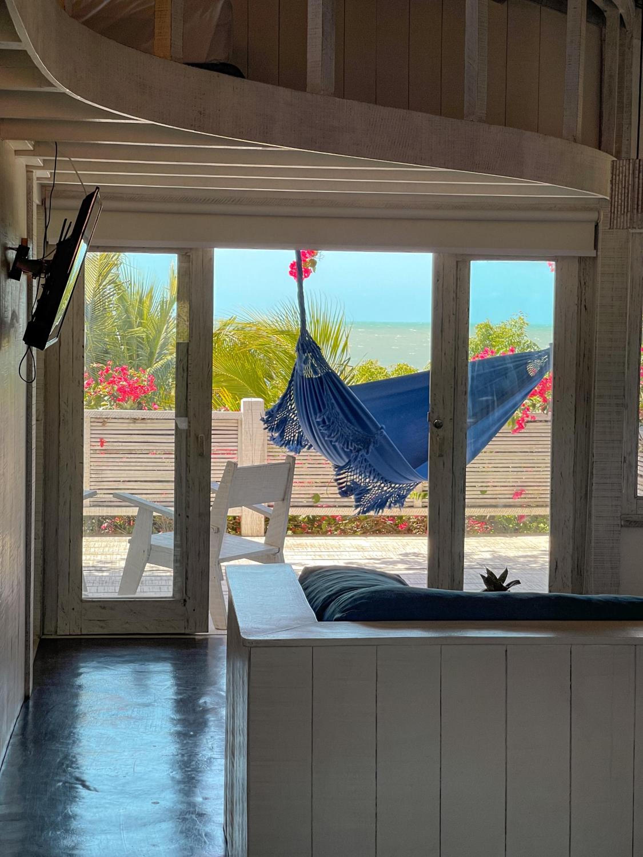 Apartment with Sea View - Photo 6