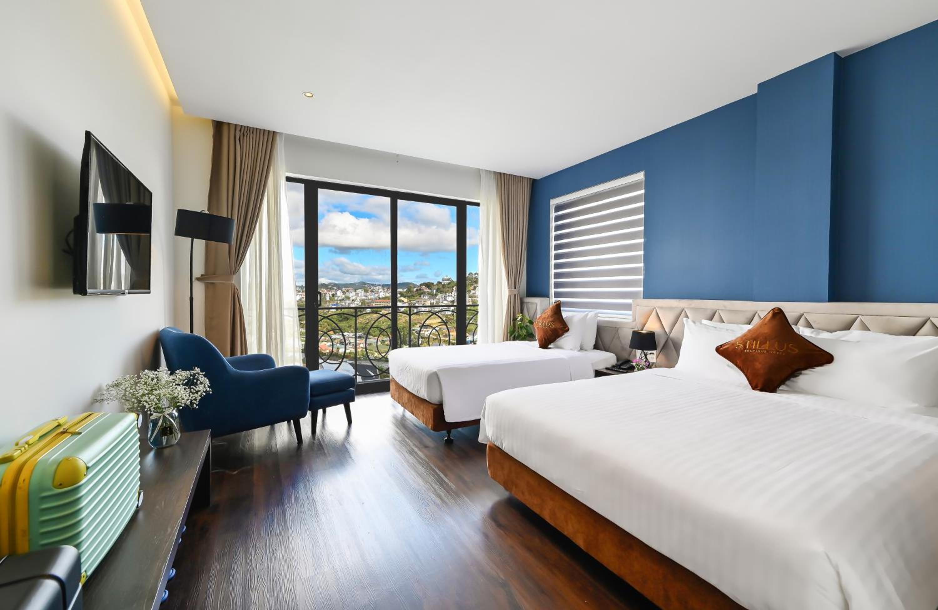 Family Room with Balcony - Photo 2