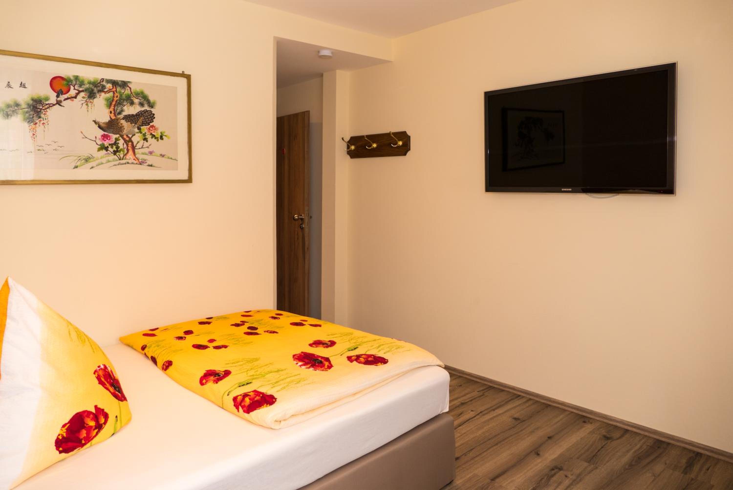 Economy Single Room