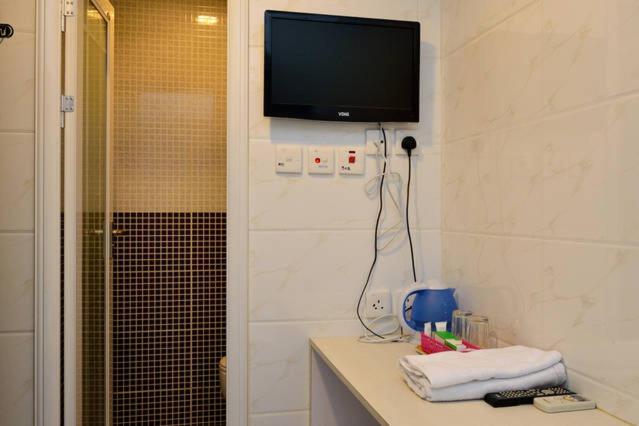 Twin Room with Private Bathroom